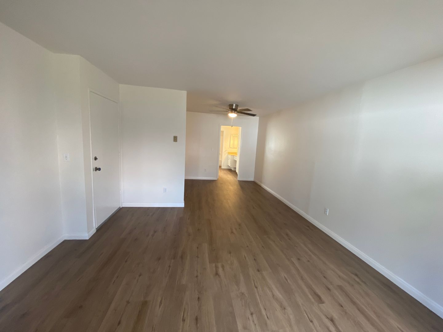 La Mesa Apartment: 5721 Lake Murray Blvd