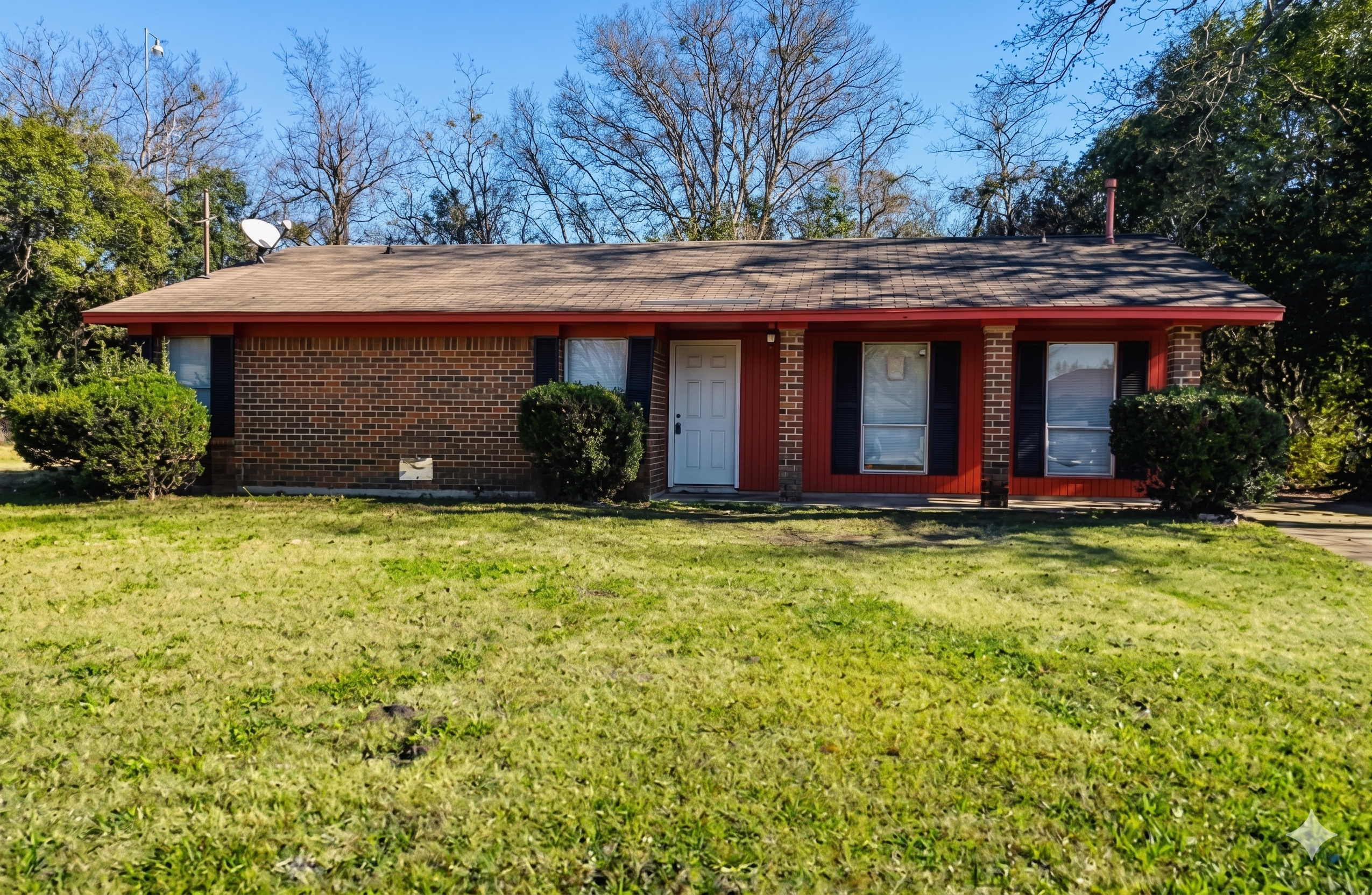 Montgomery House: 636 Green Leaf Dr