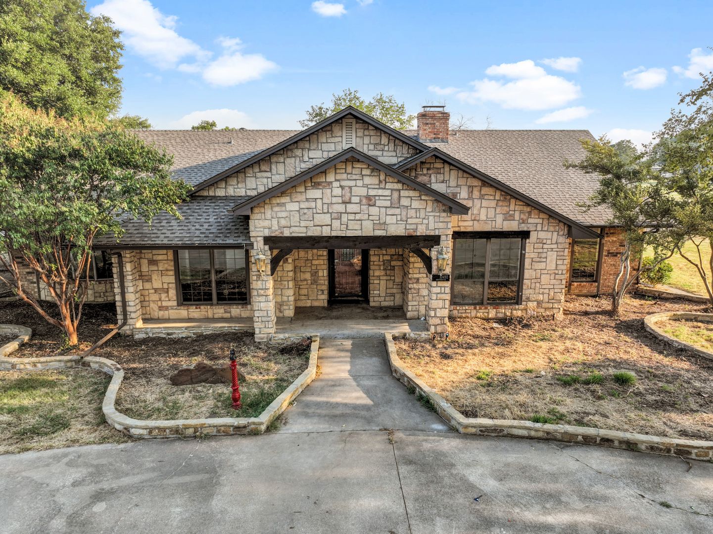 Pilot Point House: 10492 Strittmatter Rd