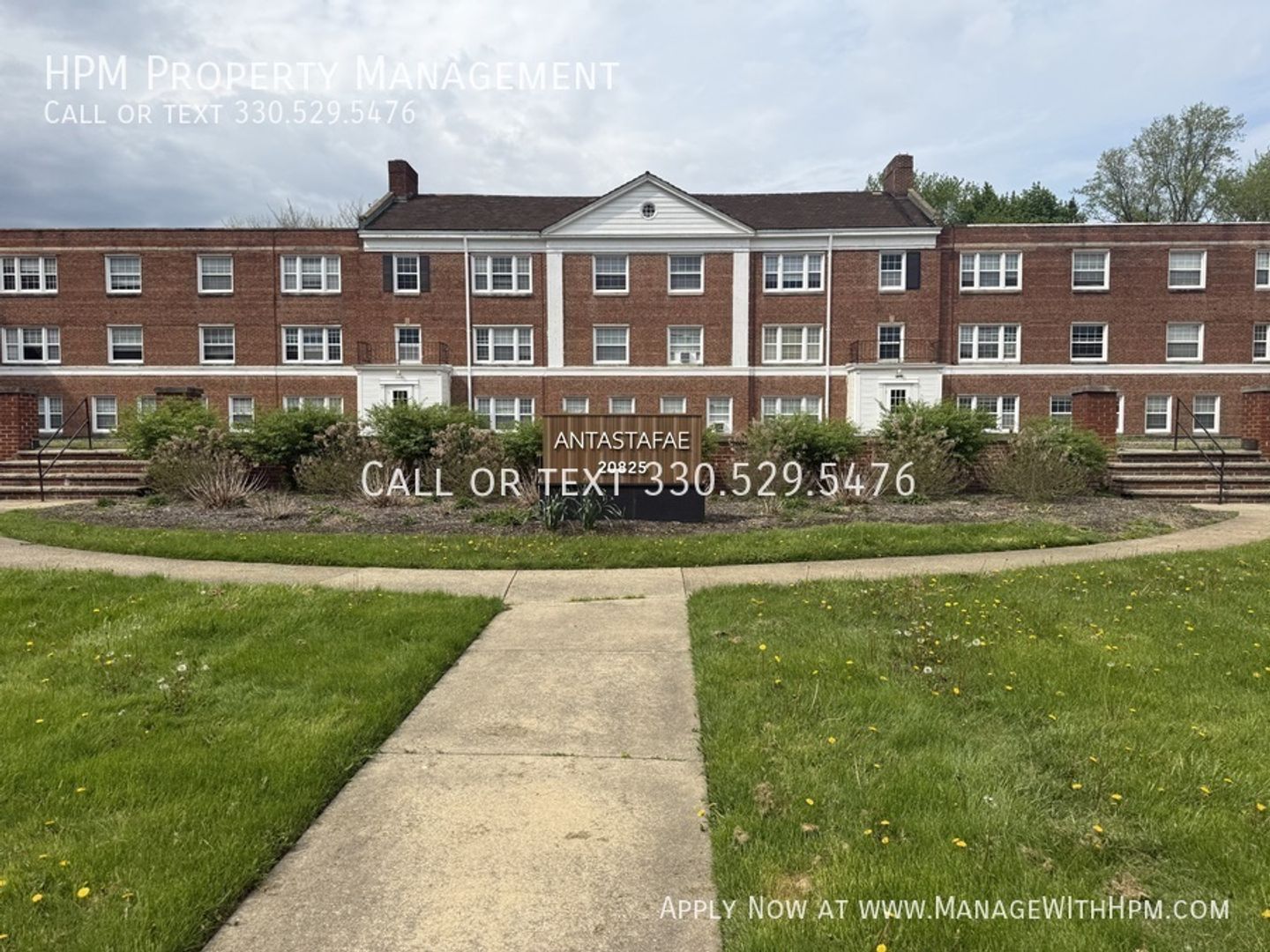 Shaker Heights Apartment: 20865 Chagrin Blvd