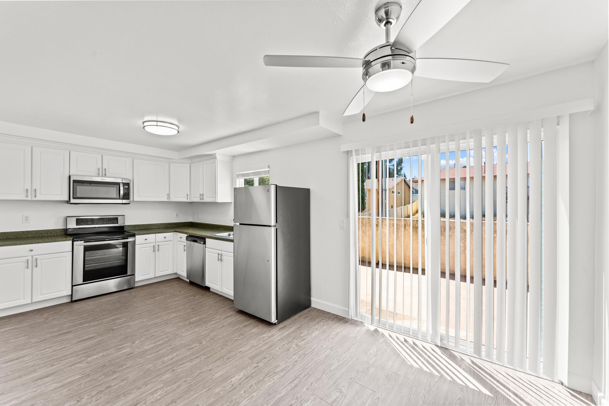 Oceanside Apartment: 2326 Greenbrier Dr