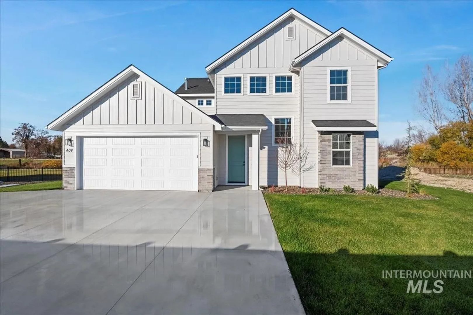 Middleton House: 404 Hidden Mill Ct