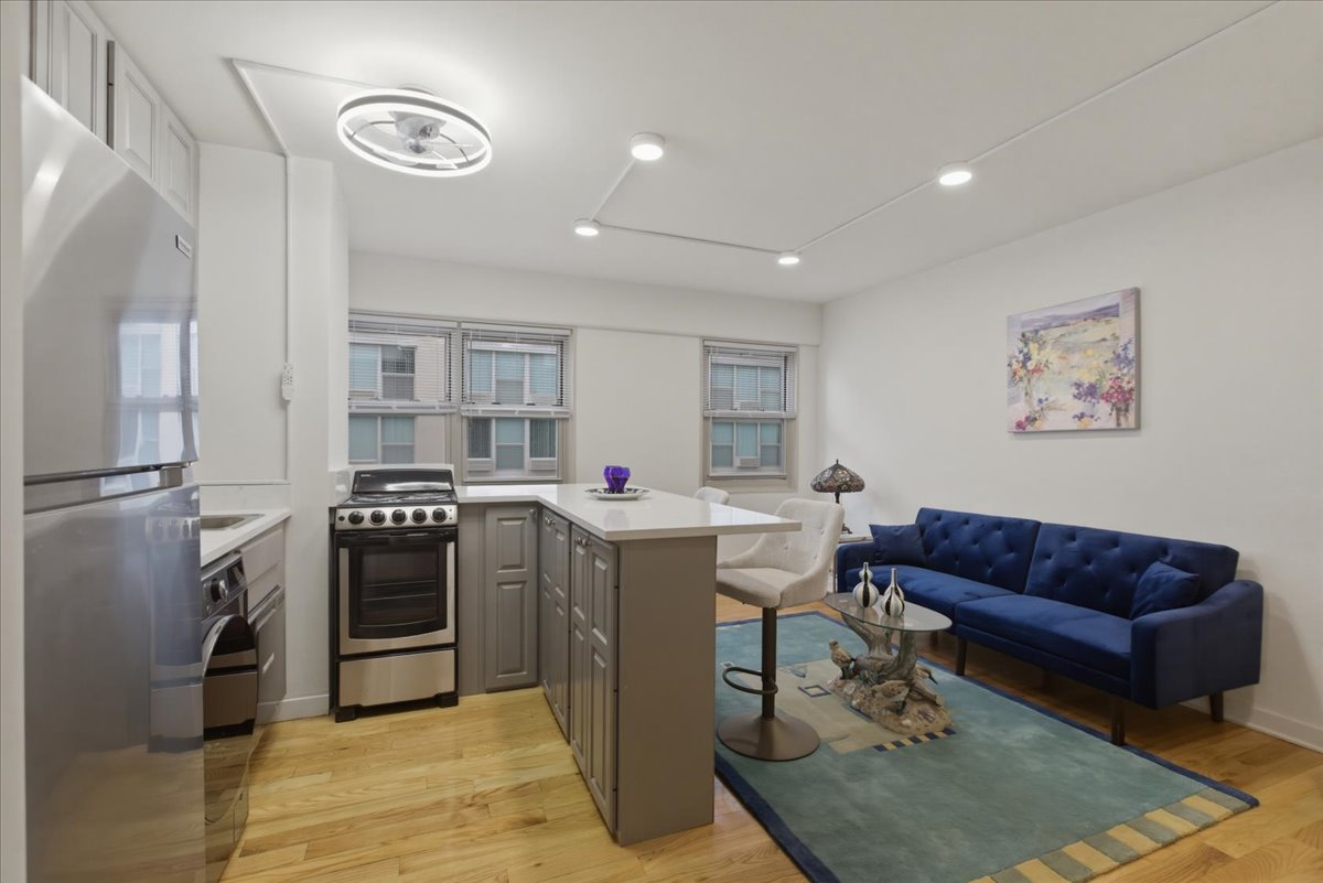 Chicago Condo: 5630 North Sheridan