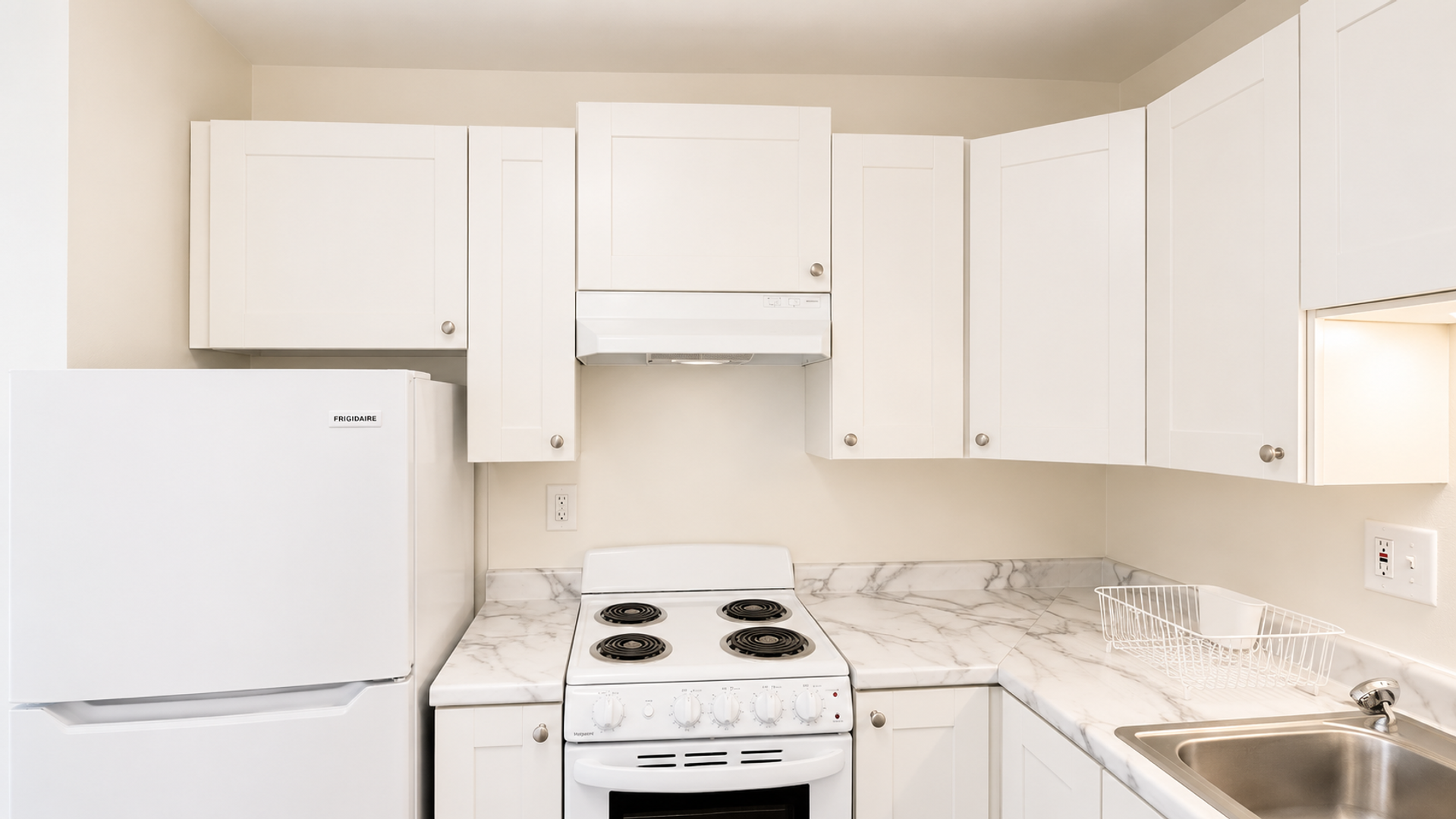 Sun Prairie Apartment: 617 Chase Blvd