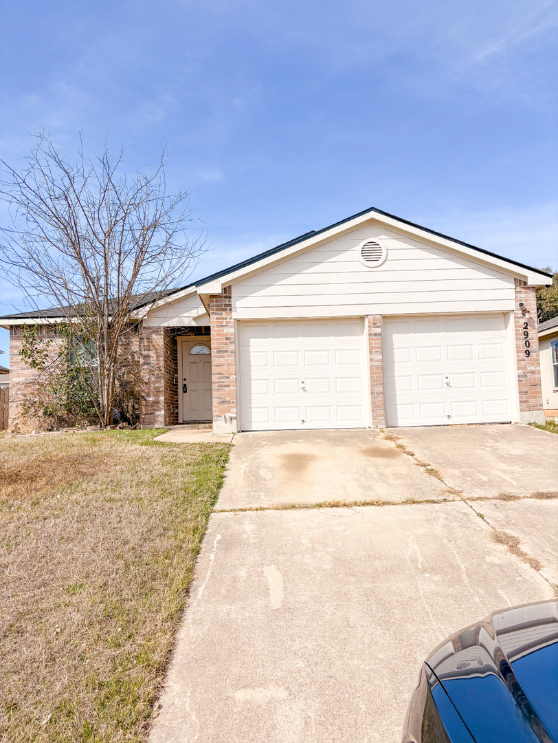 Killeen House: 2909 Blackburn Dr