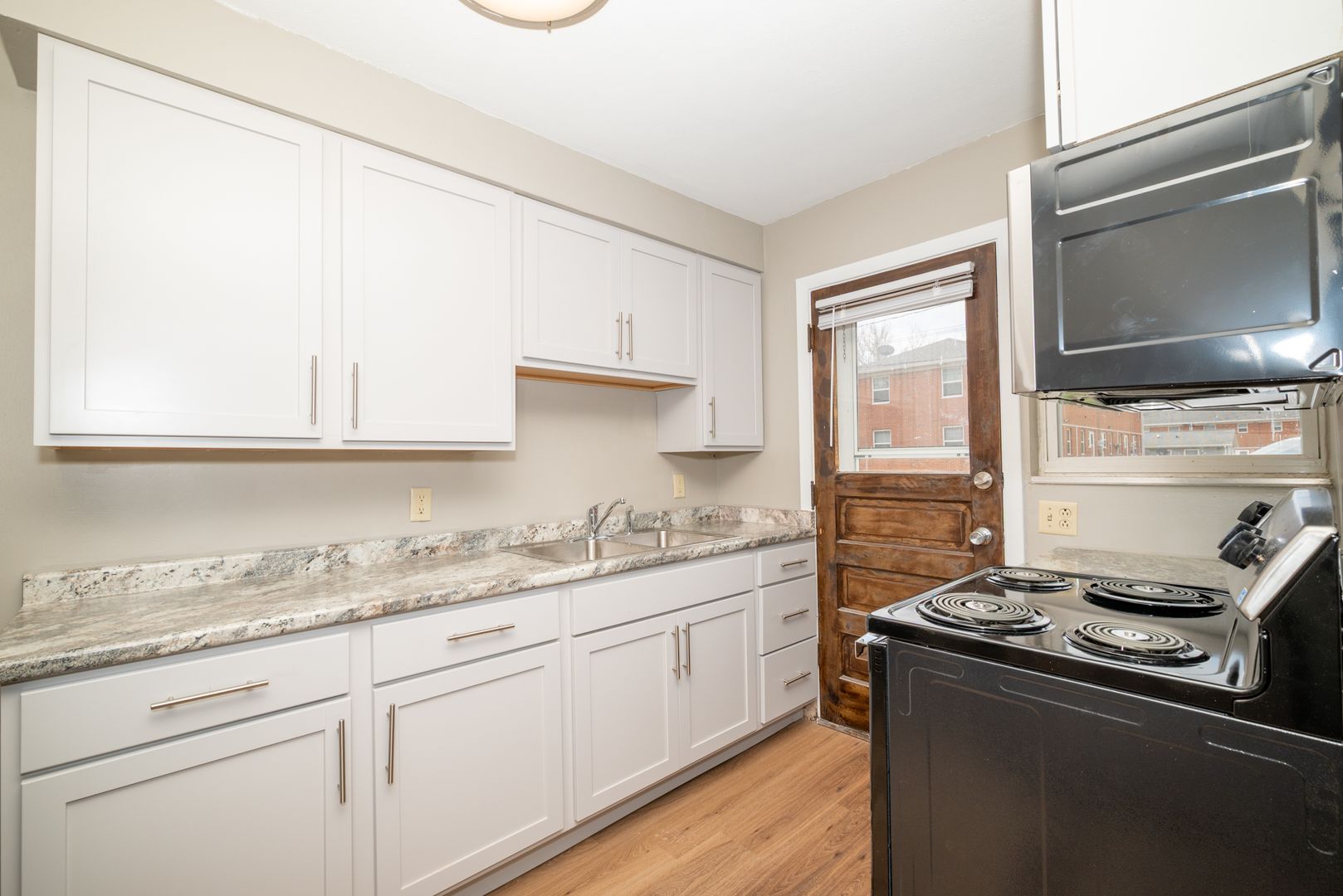 Dubuque Condo: 1942 Shiras Avenue