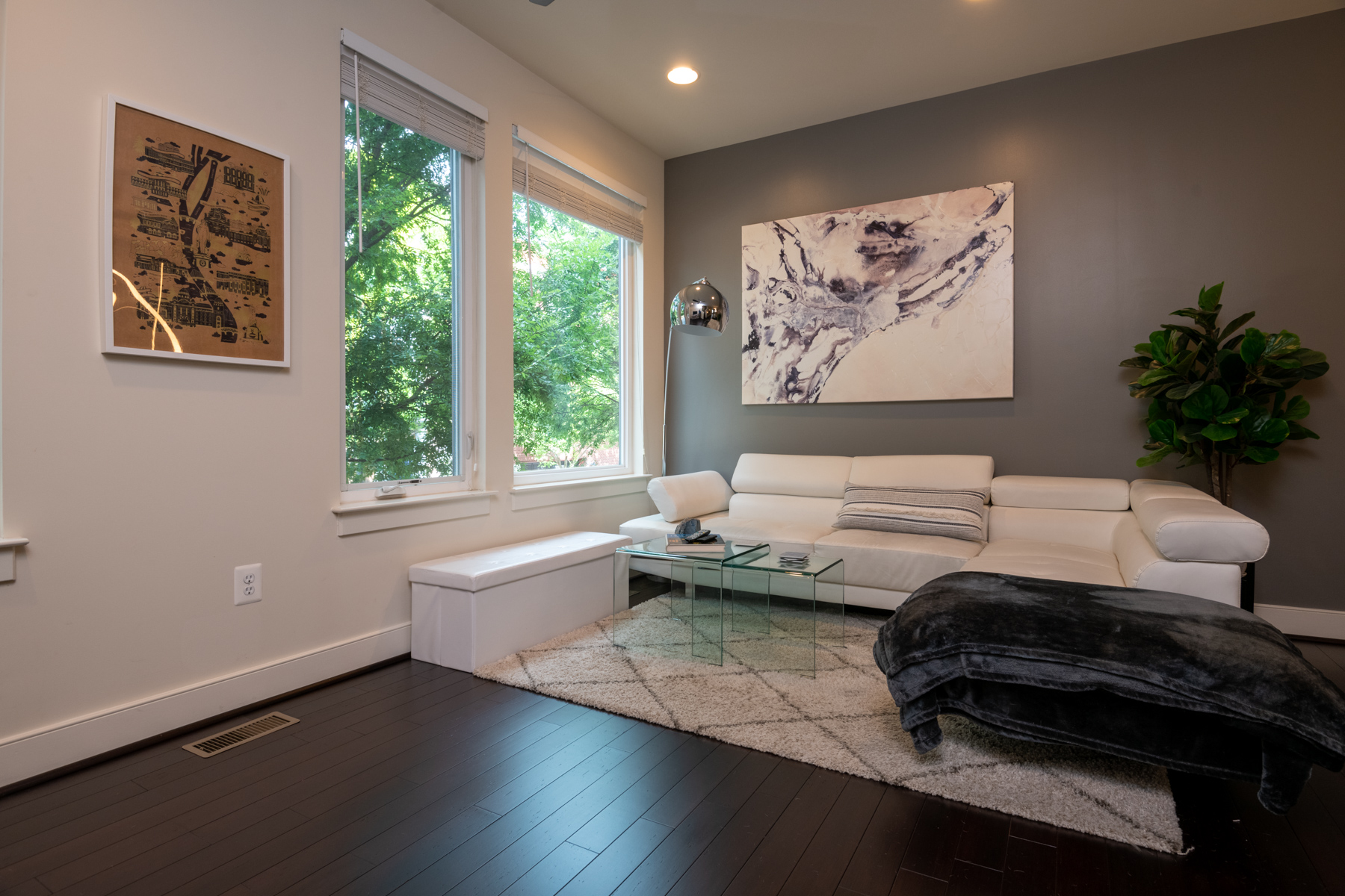 Hyattsville House: 5639 45th Ave