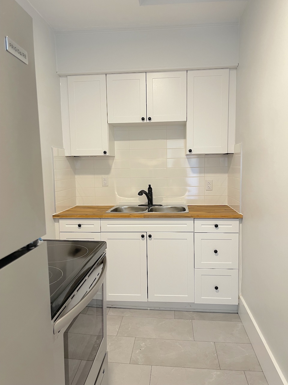 Windsor Condo: 1469 Ottawa St