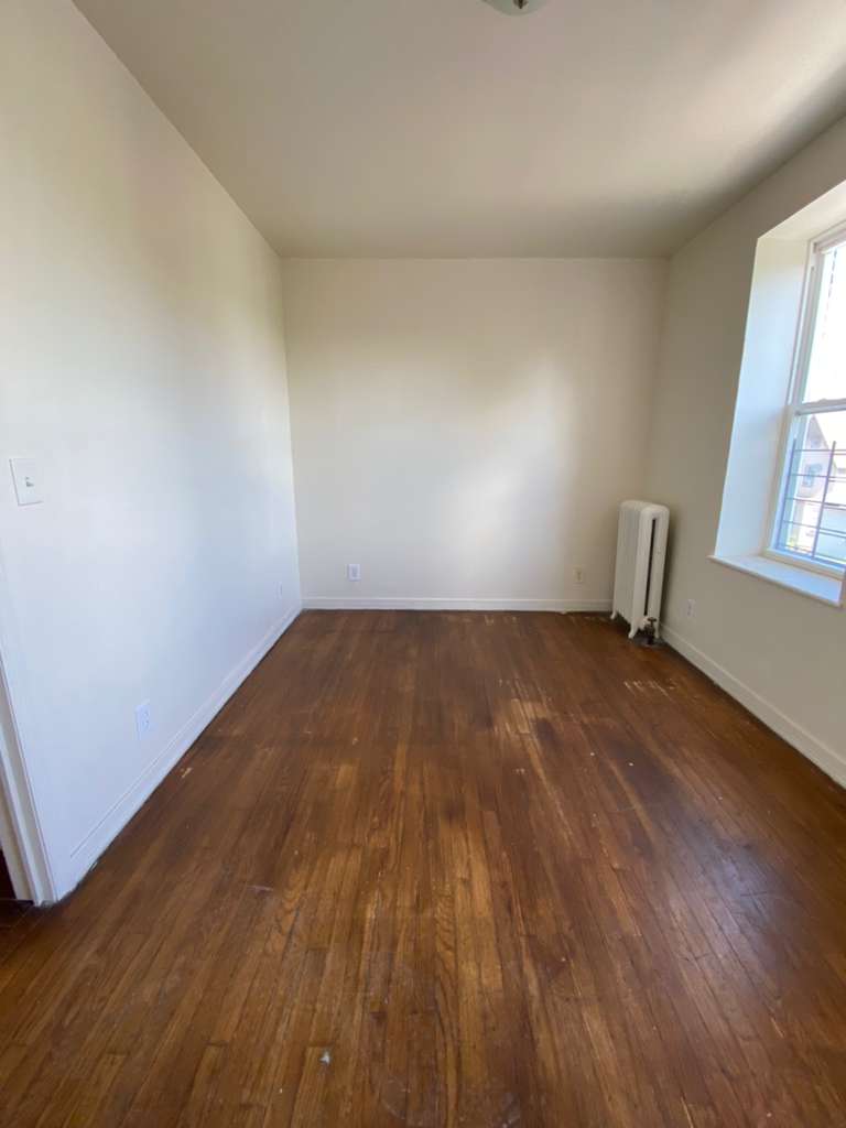 Yonkers Condo: 40 Caryl Ave