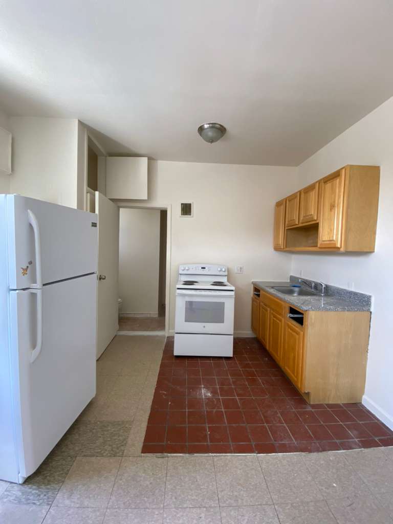 Yonkers Condo: 506 S Broadway