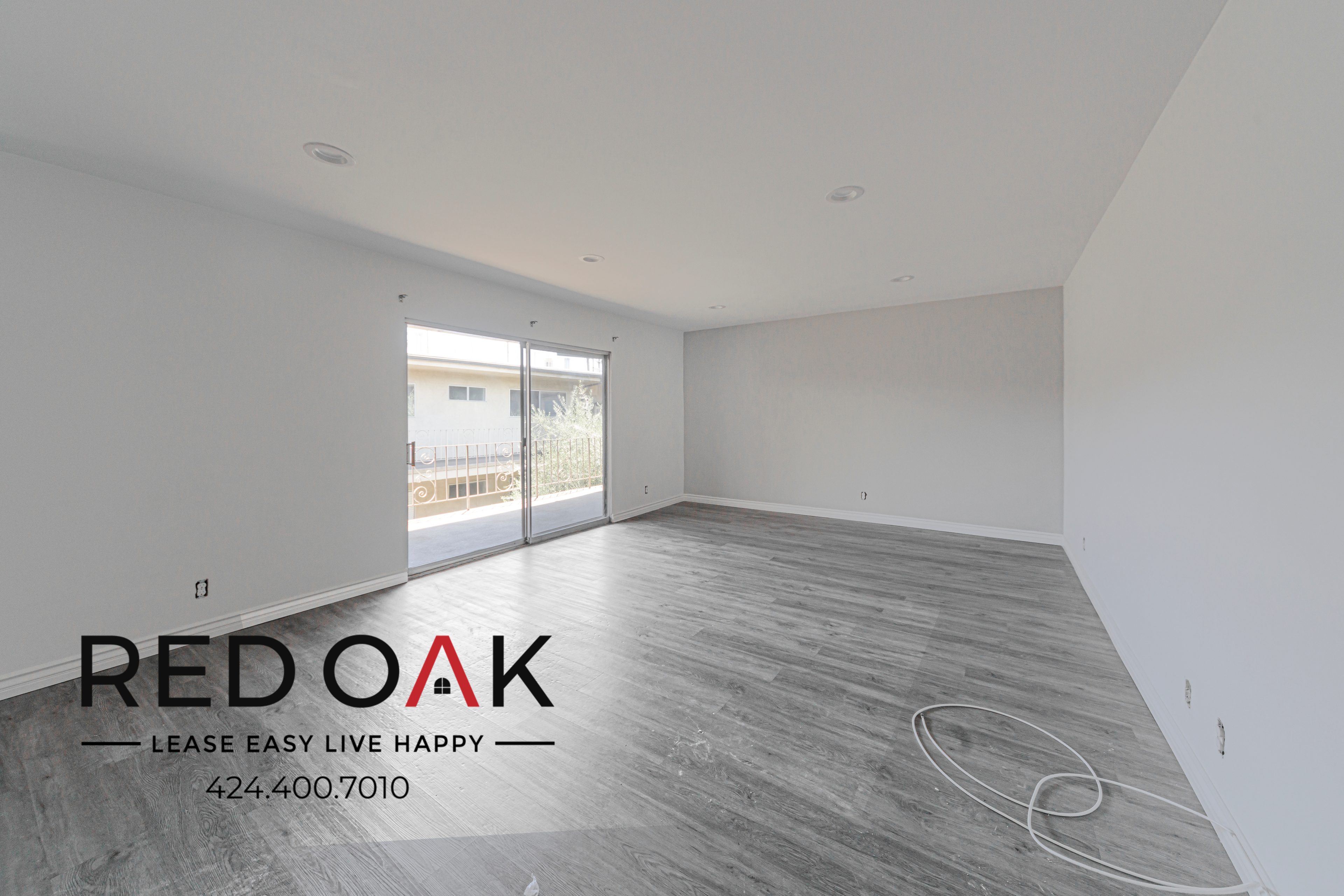 North Hollywood Condo: 10741 Moorpark St