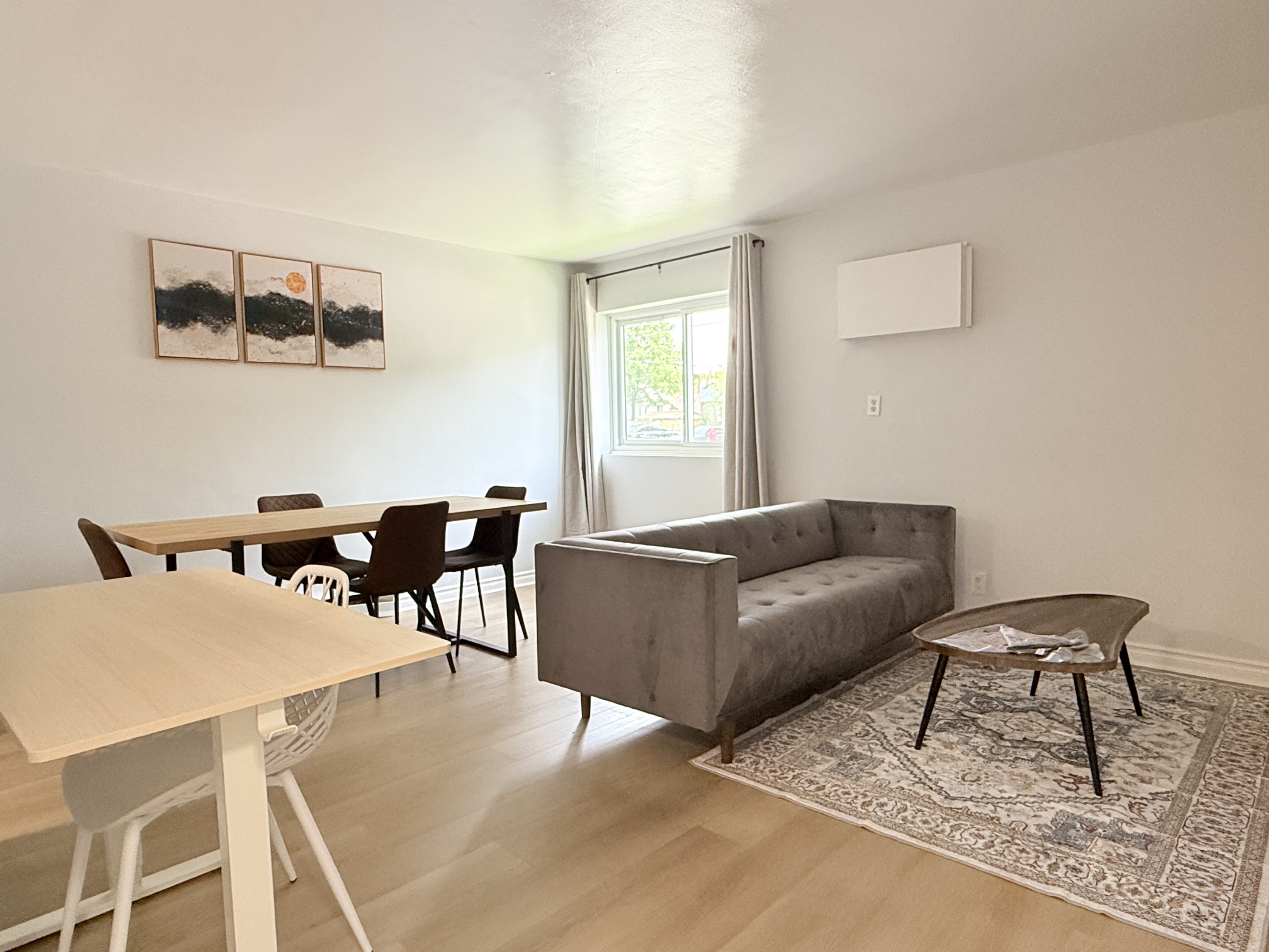 Windsor Condo: 1980 Wyandotte St W