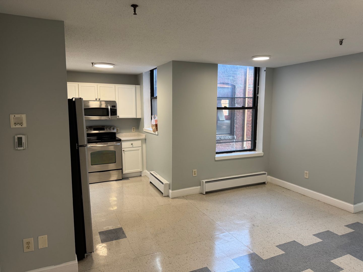 Lawrence Condo: 46 Amesbury Street
