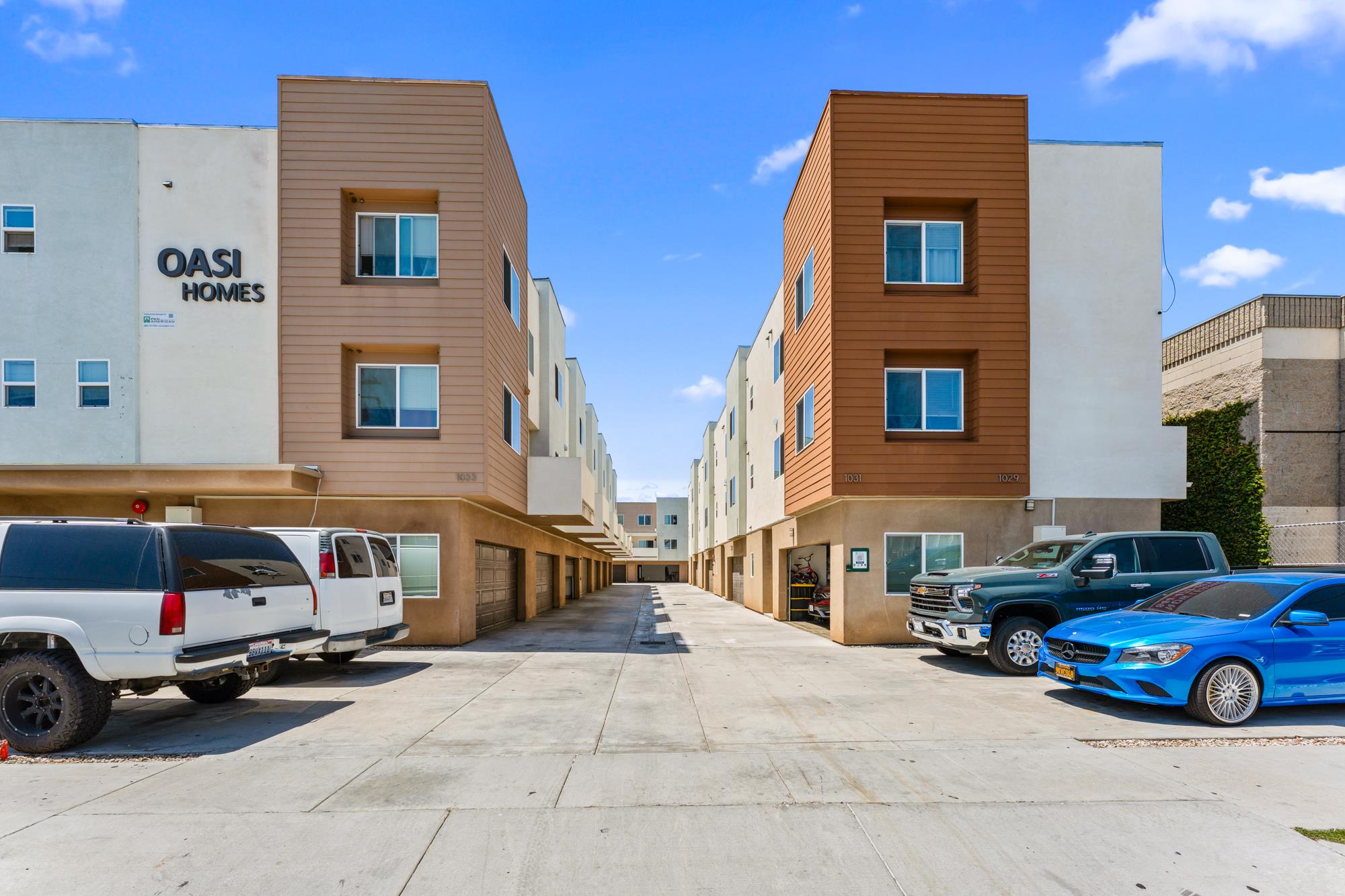 Montebello Apartment: 1029 S Montebello Blvd