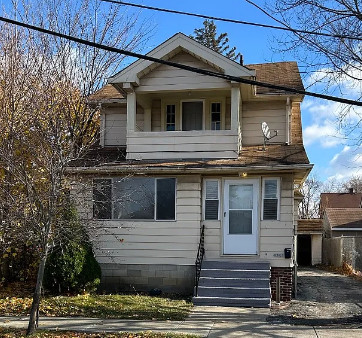 Cleveland House: 4301 W 47th St