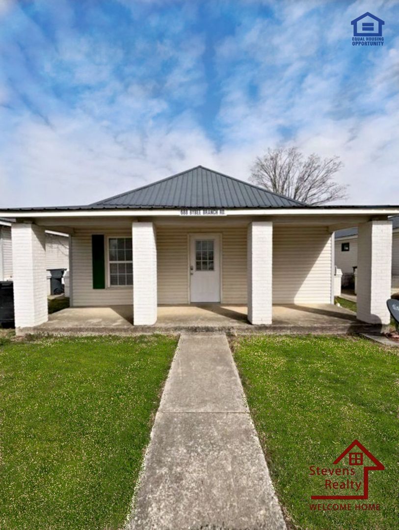 Mcminnville House: 688 Bybee Branch Rd