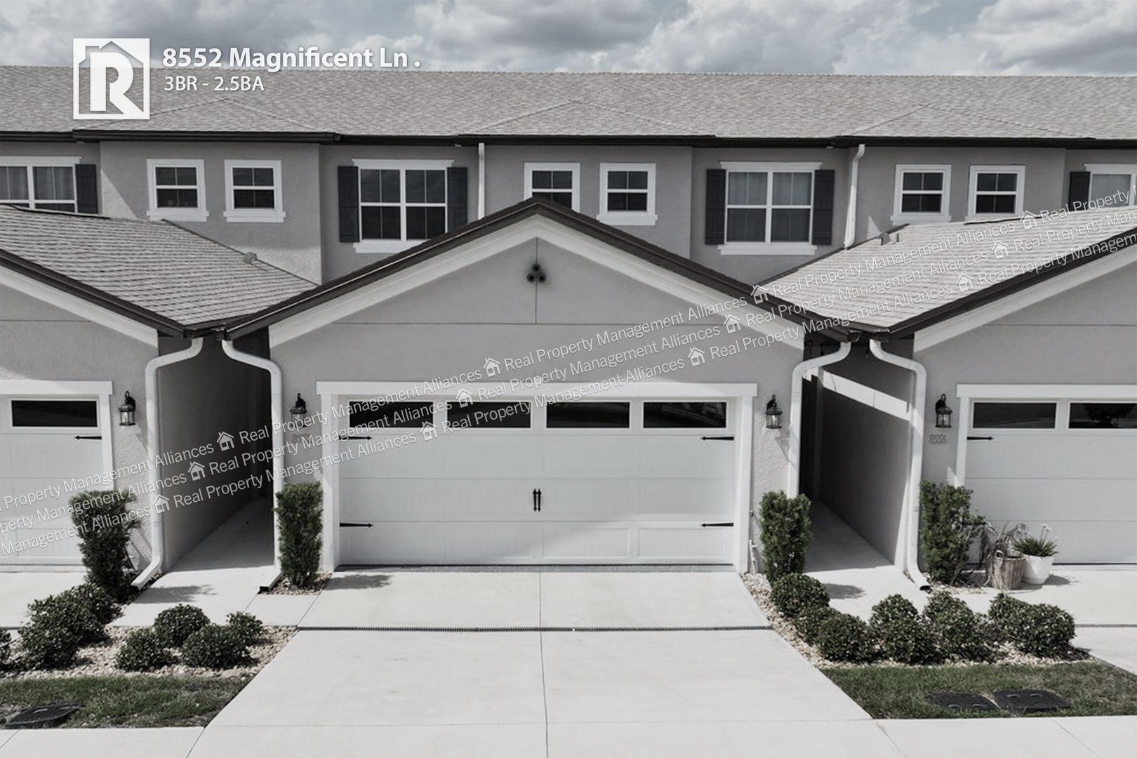 Groveland House: 8552 Magnificent Ln