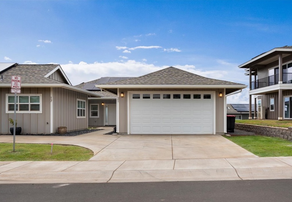 Makawao House: 21 Oliona St