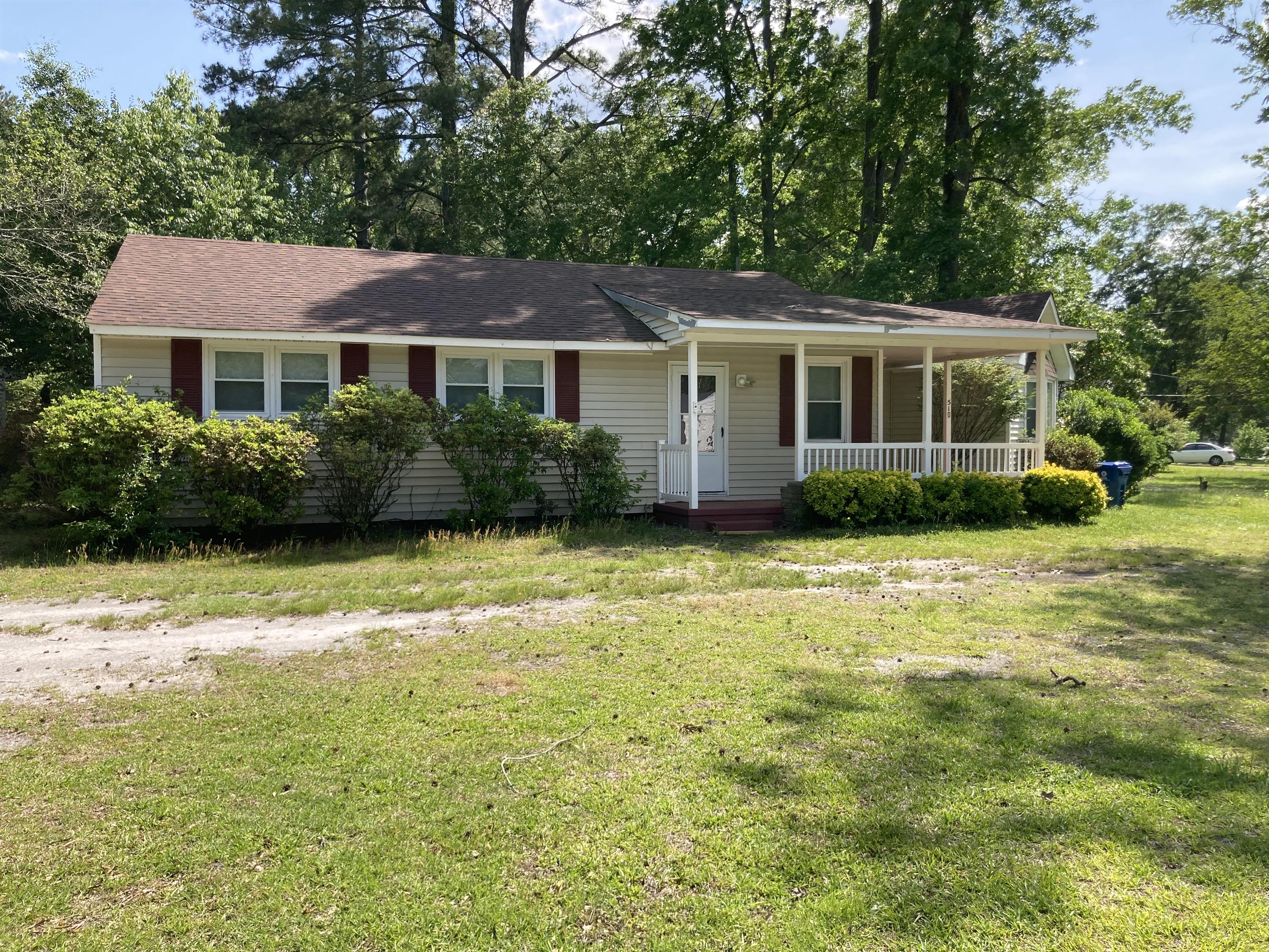 Grifton House: 510 Charles St