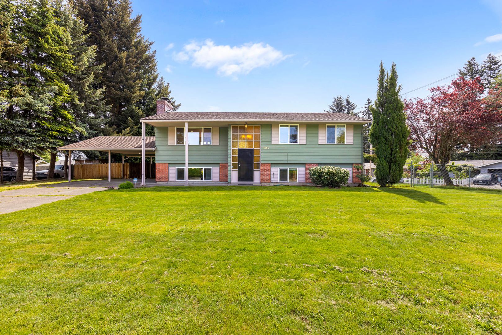 Renton Condo: 16554 119th Ave SE