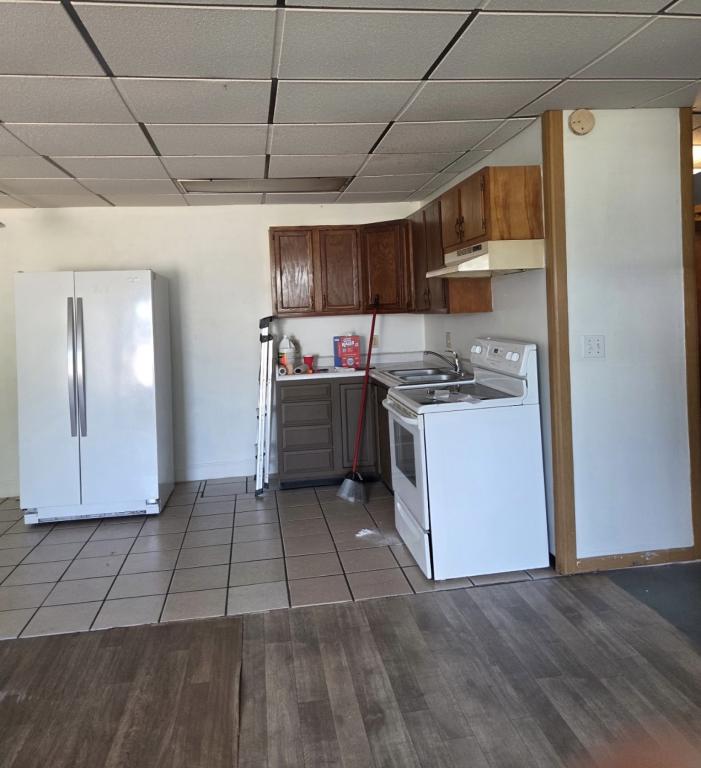 Apple River Condo: 302 S 2nd N St, #3