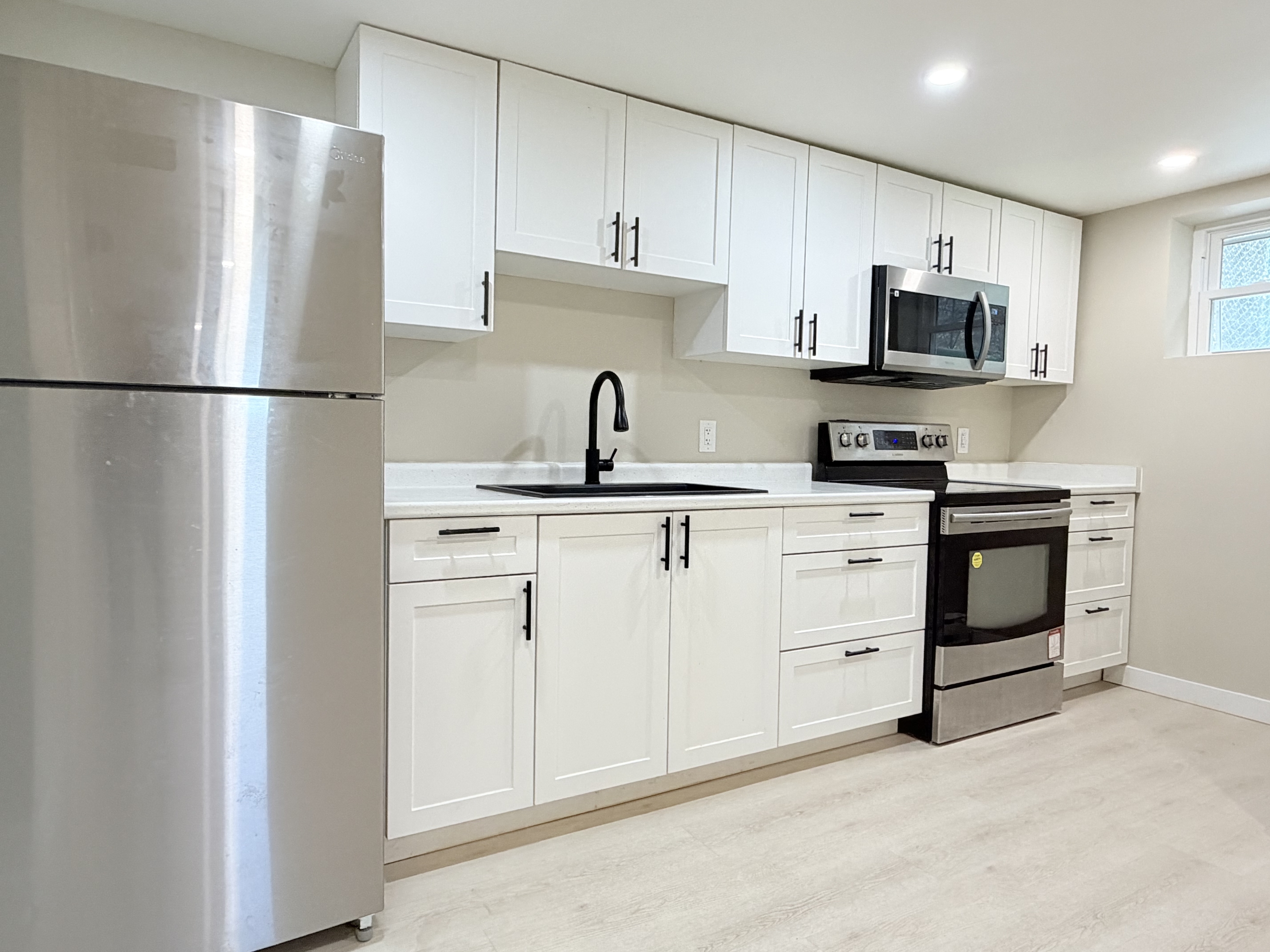 Sarnia Condo: 149 Margaret St