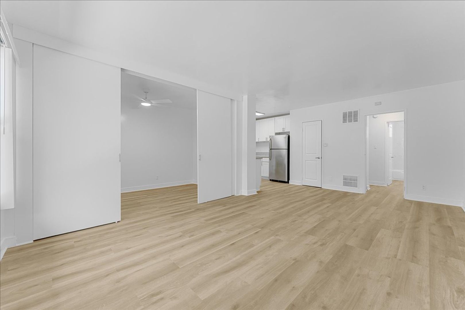 Los Angeles Condo: 3905 S. Stevely Ave.