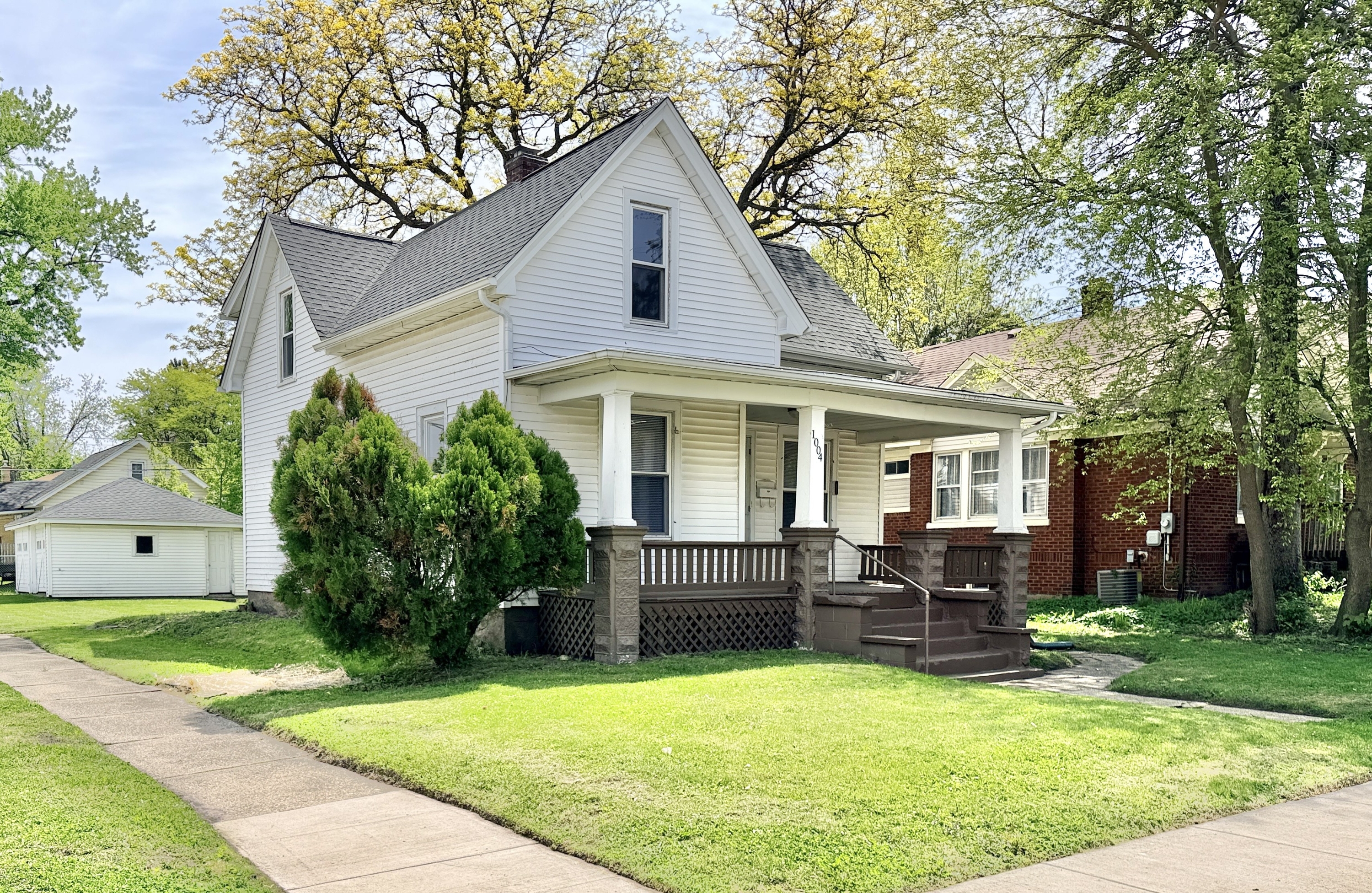 Rockford House: 1004 15th St