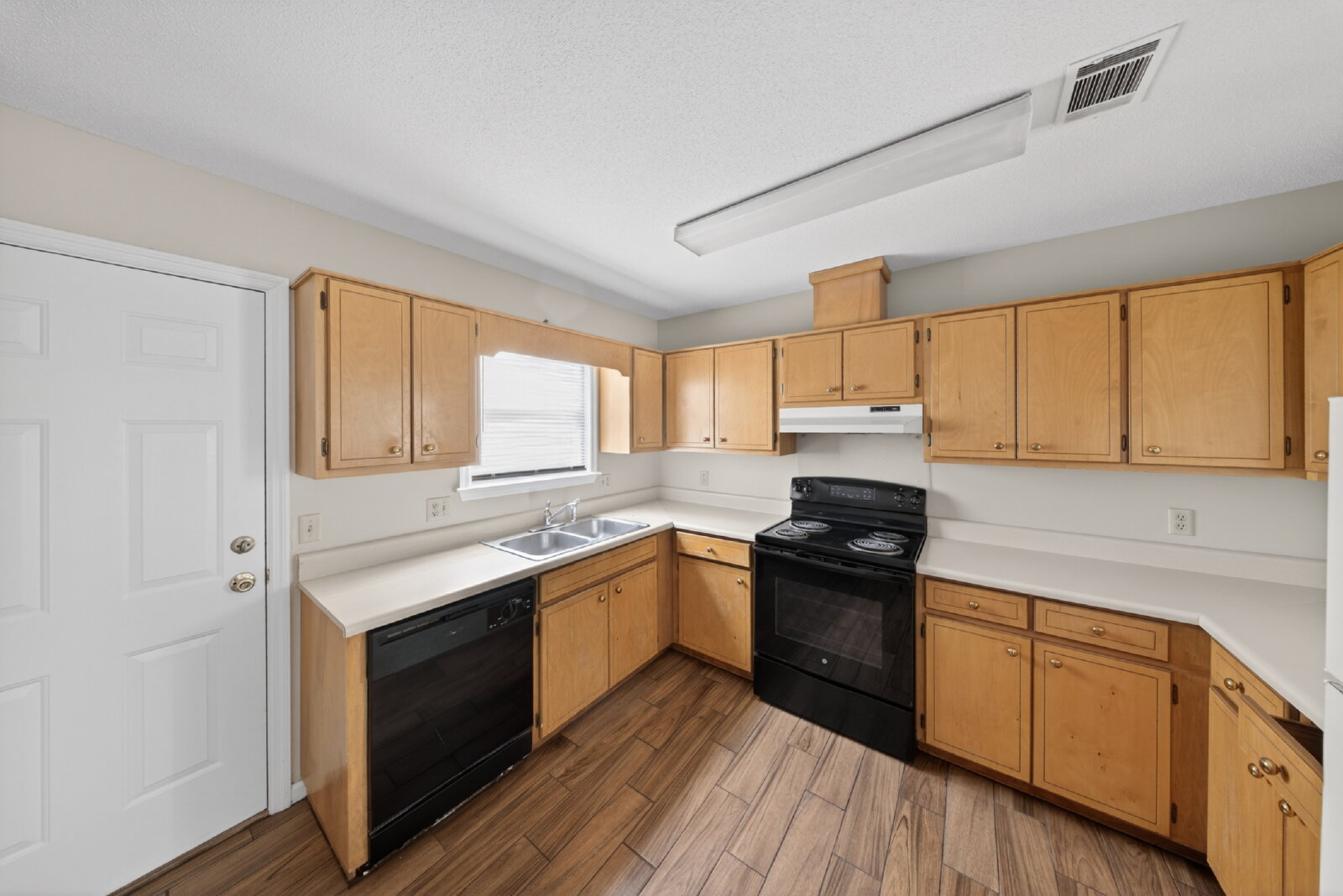 Valdosta Condo: 1469 Green St