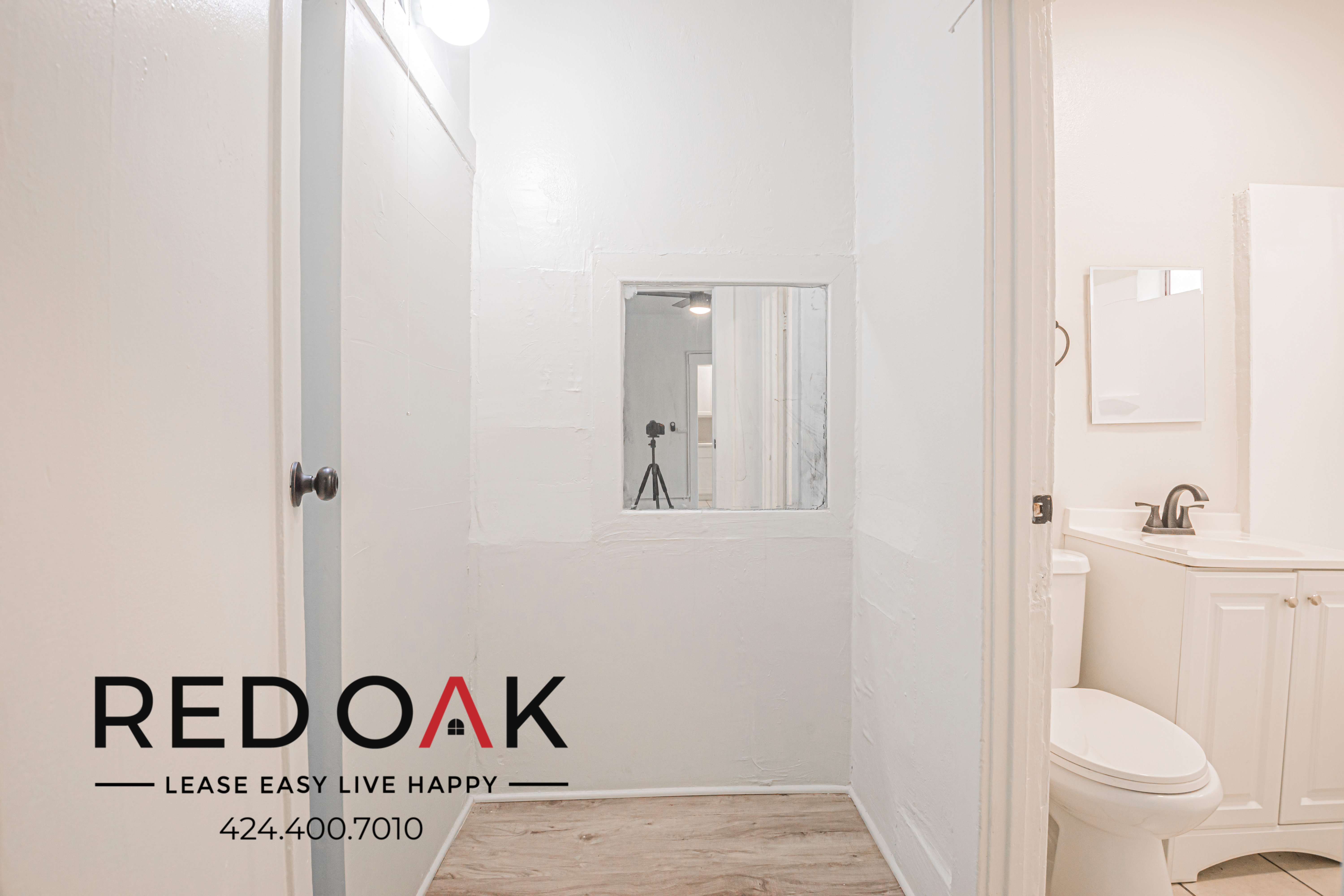 Los Angeles Apartment: 822 S Park View St