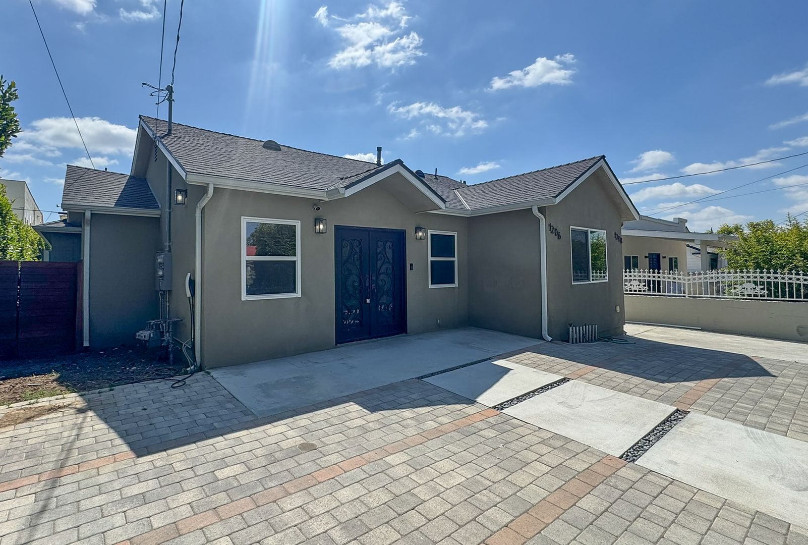 Los Angeles Condo: 1206 N Alexandria Ave