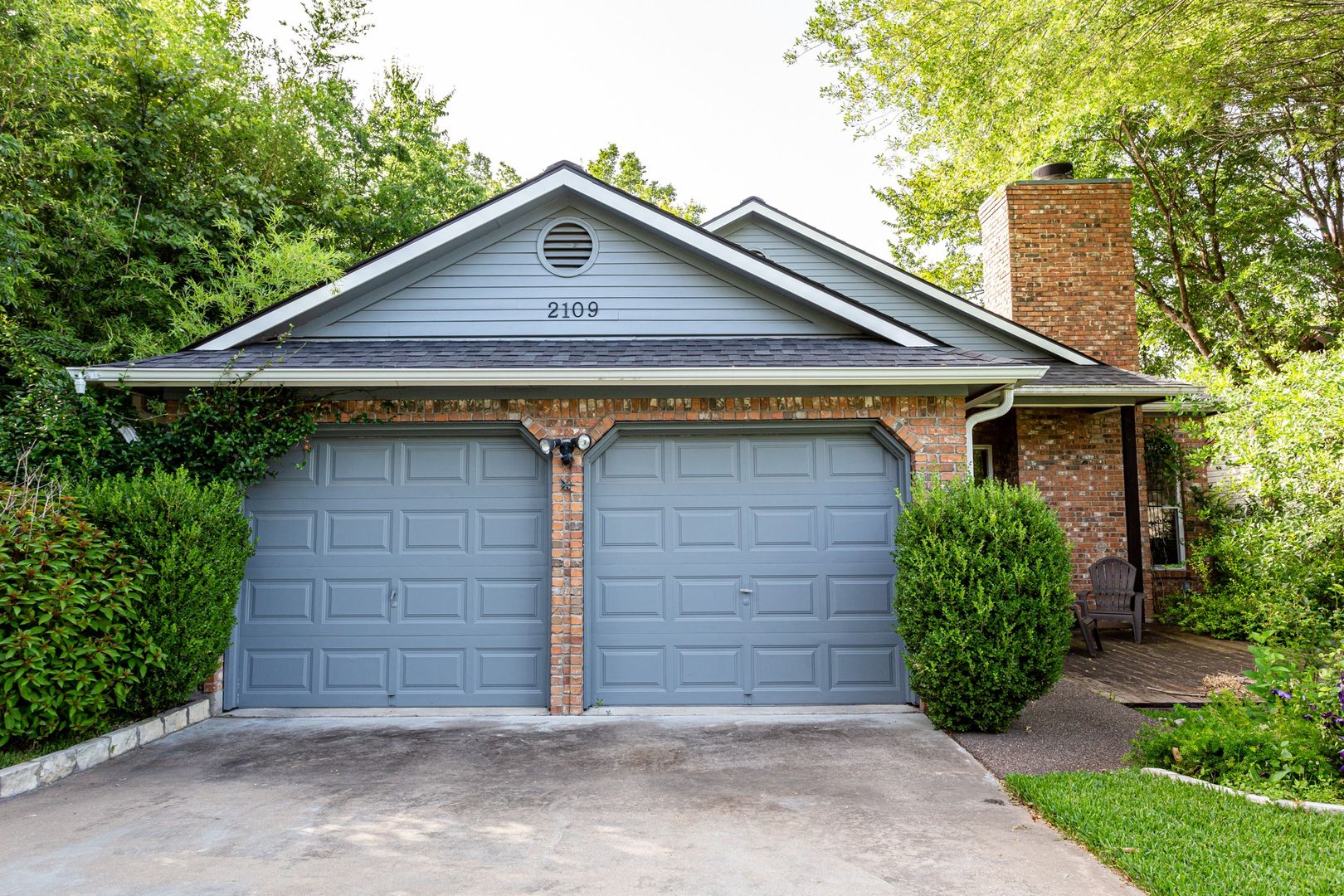Austin House: 2109 Castle View Drive