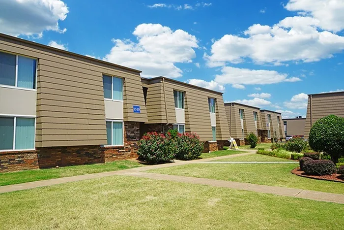 Midwest City Condo: 1312 N Midwest Blvd