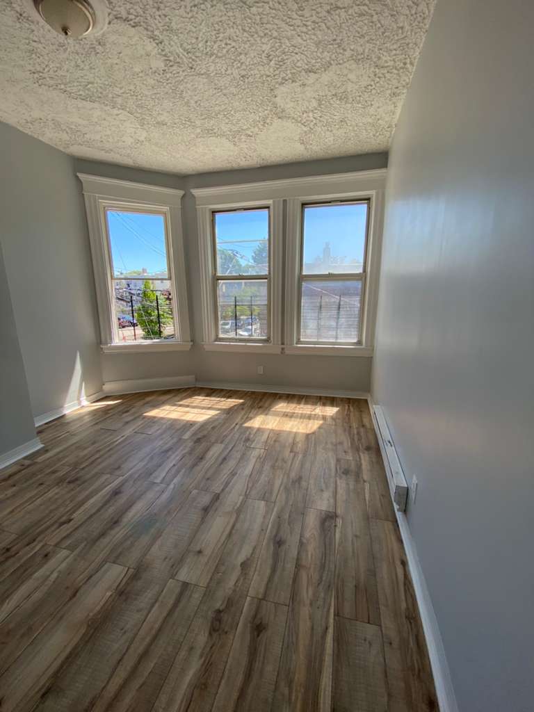 Yonkers Condo: 31 Riverview  Pl