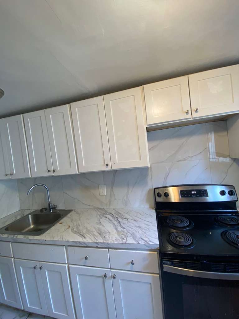 Yonkers Condo: 80 Sedgwick  Ave