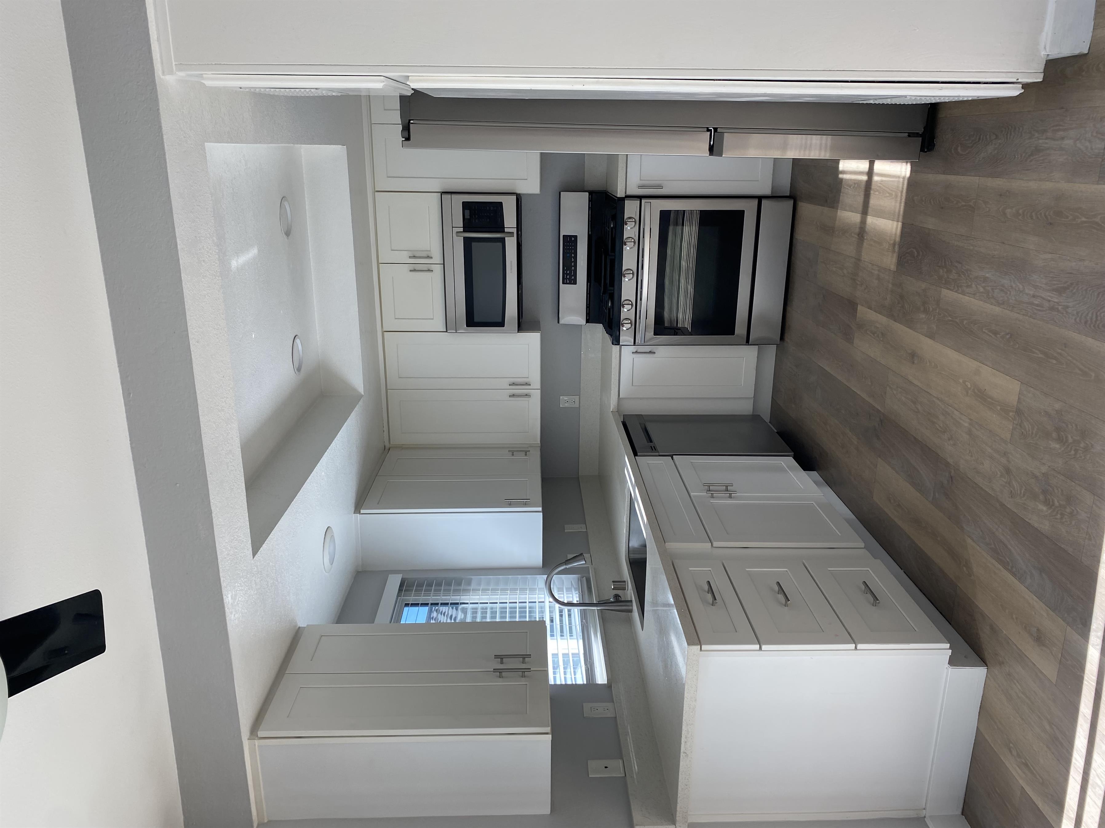 Vista Apartment: 560 Copper Drive
