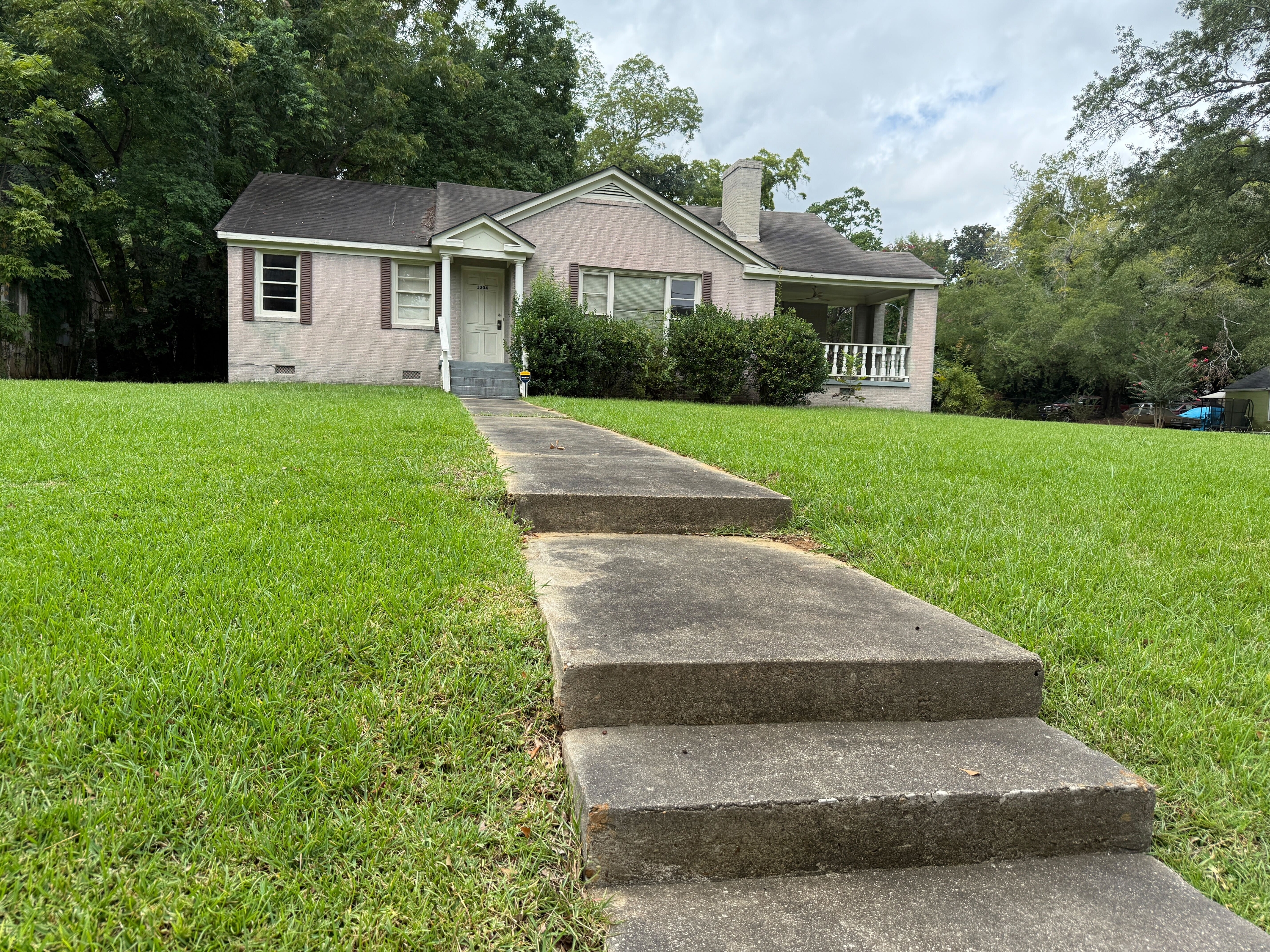 Montgomery House: 3304 Gilmer Ave