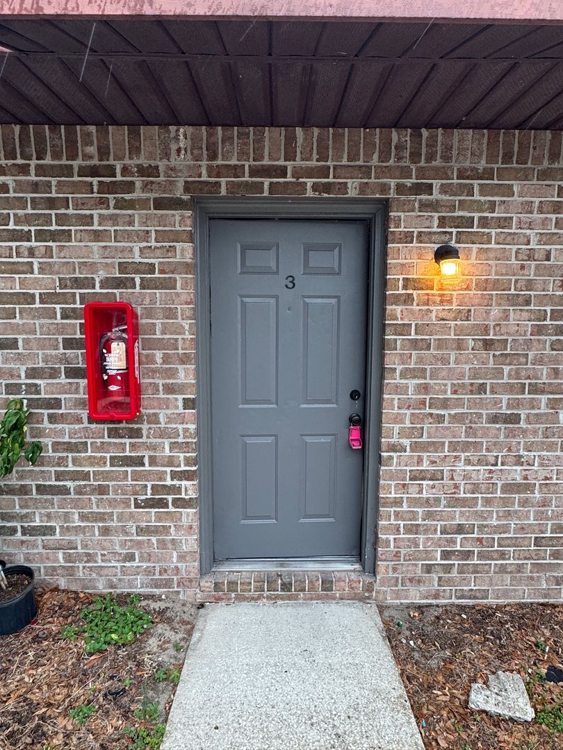 Leesburg Condo: 1185 Bentley Road