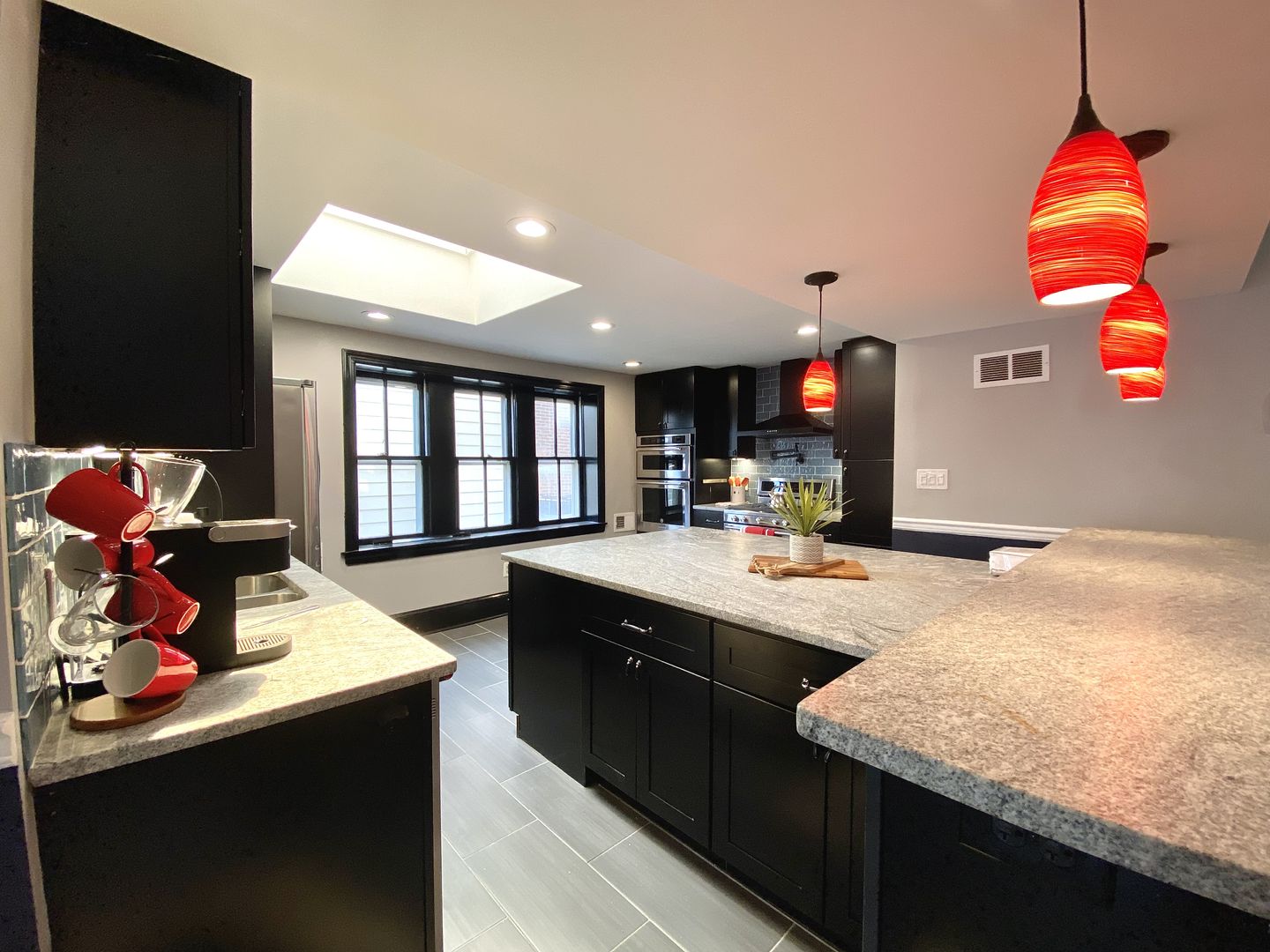 Wilmington Condo: 712 N West St - - Room 2 - Room