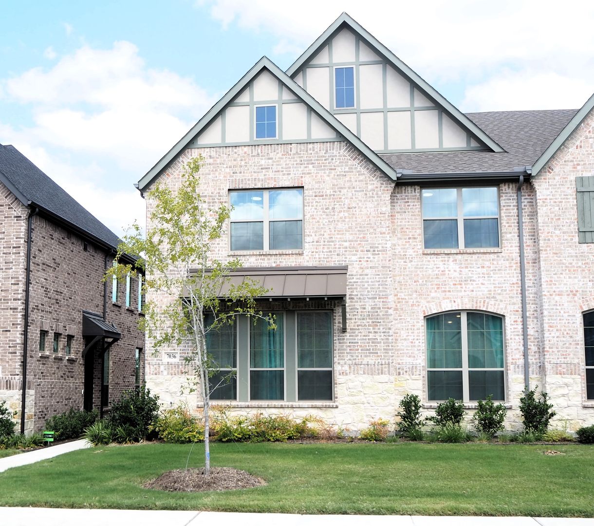Grand Prairie House: 7036 Cedar Creek