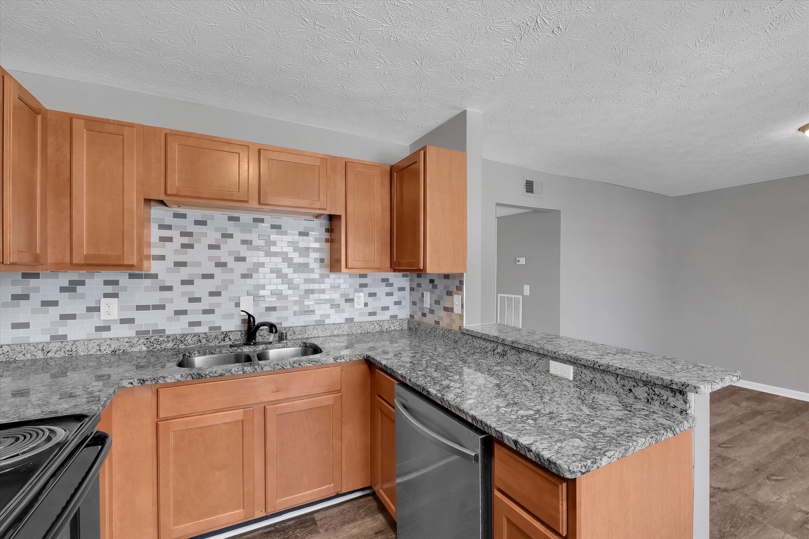 Louisville Apartment: 4200 Medallion Ct