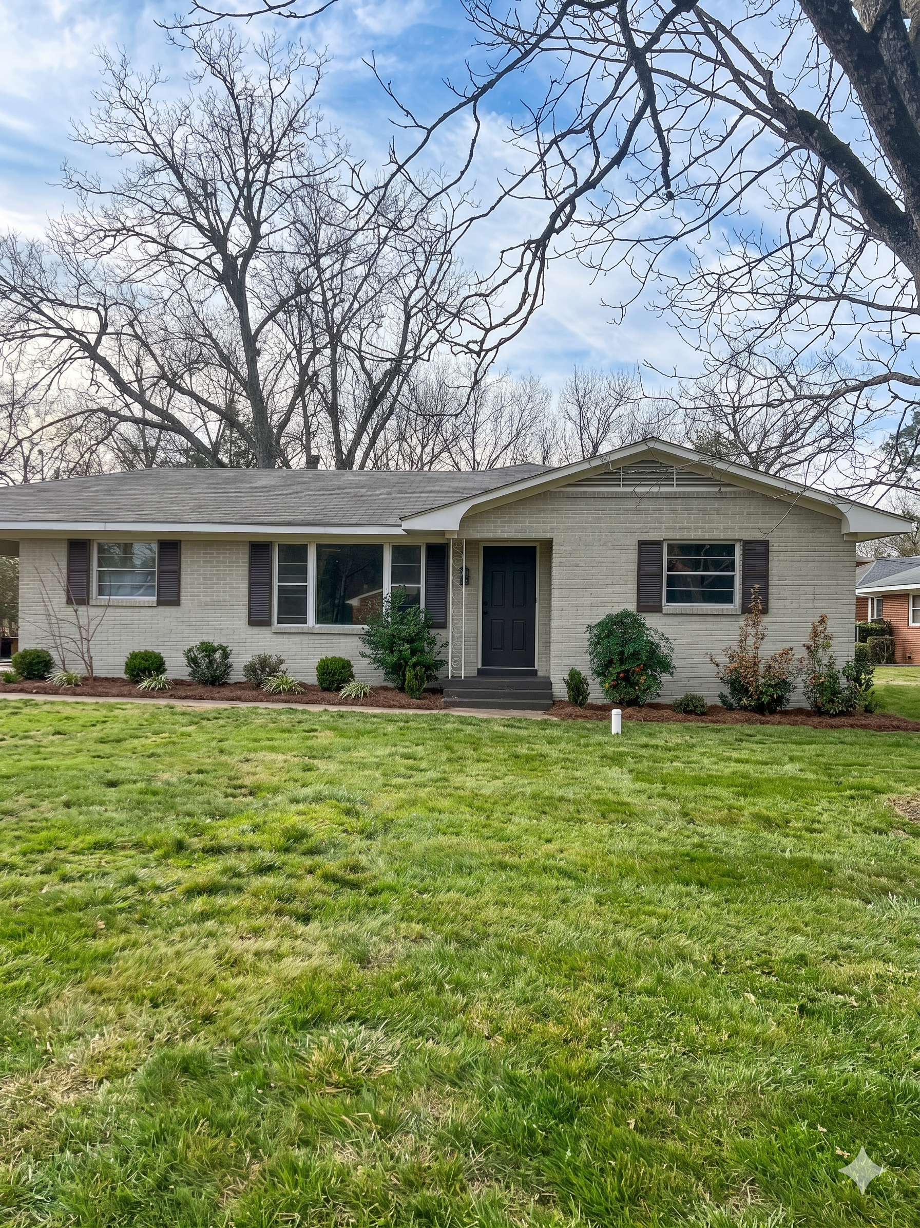 Montgomery House: 1388 Adrian Ln