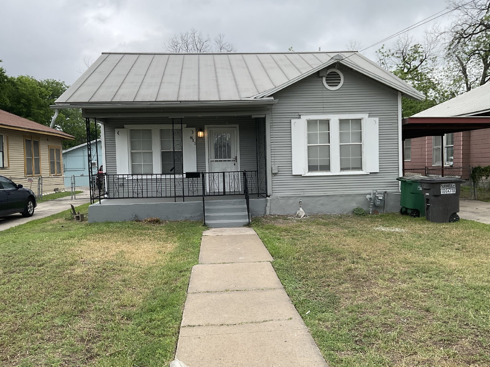 San Antonio House: 811 Rivas Street