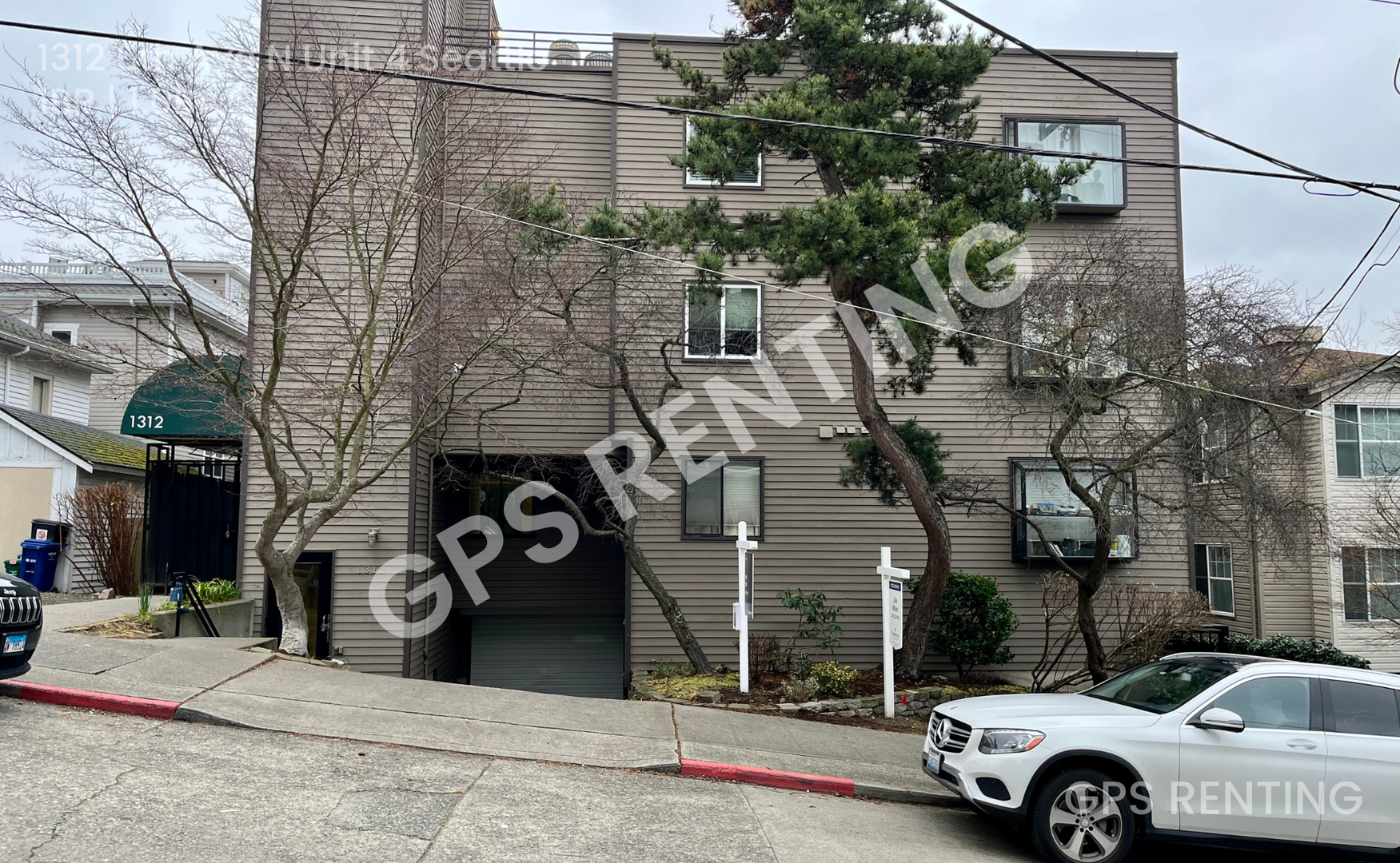 Seattle House: 1312 6th Ave N