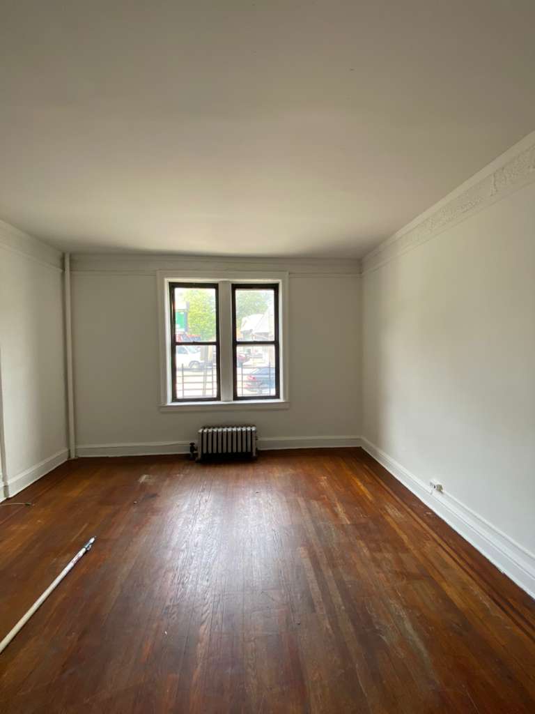 Yonkers Condo: 1179 Yonkers