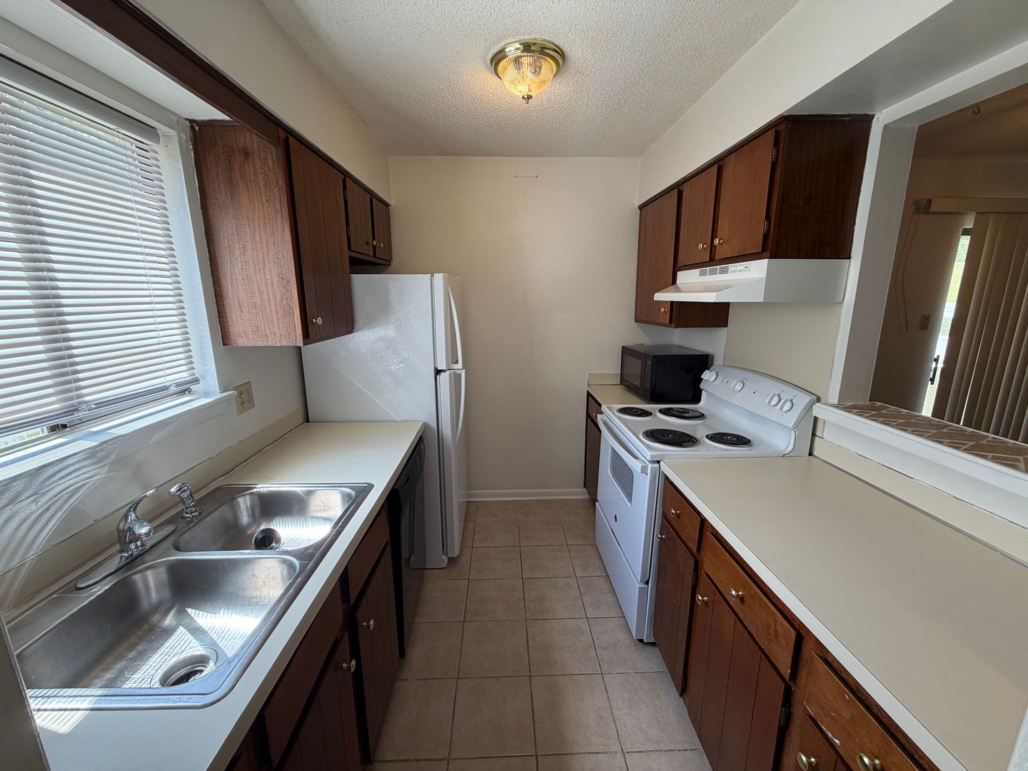 Maumelle House: 101 Pine Forest F21