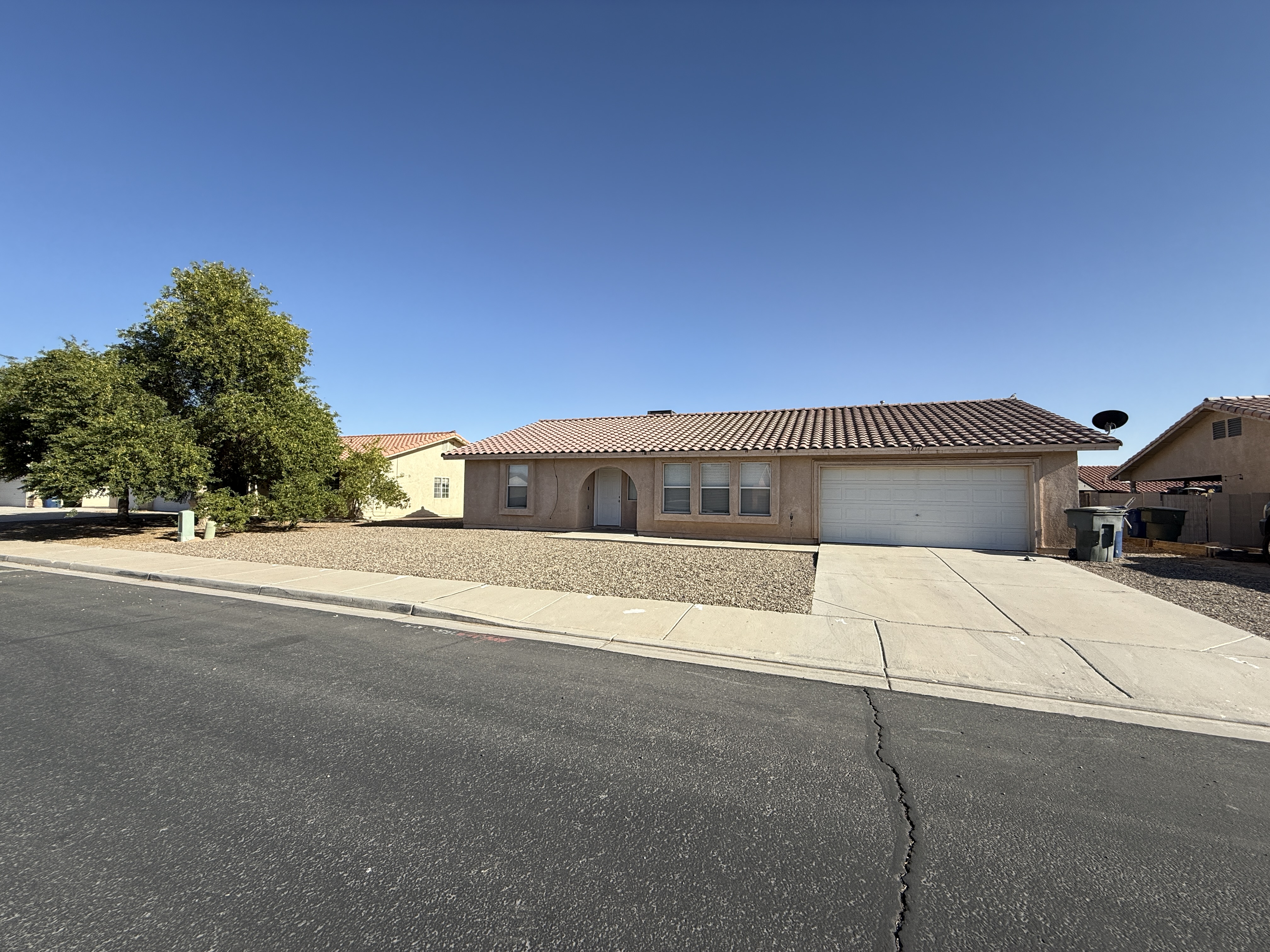 Yuma Condo: 6141 E 40TH PL