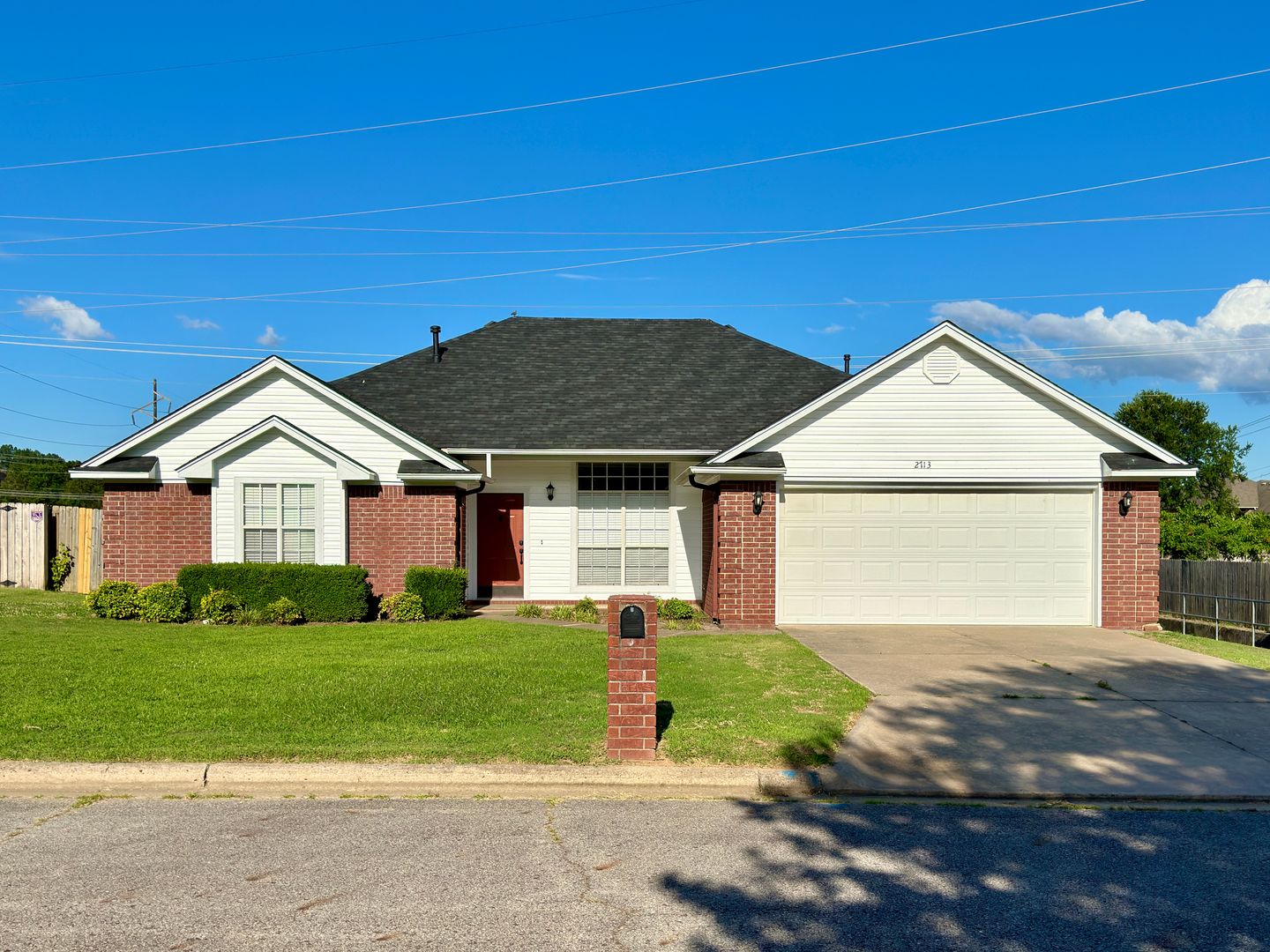 Fort Smith House: 2713 S.87th Drive