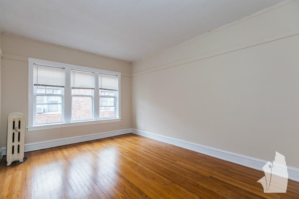 Chicago Condo: 6388 West Arlington Place