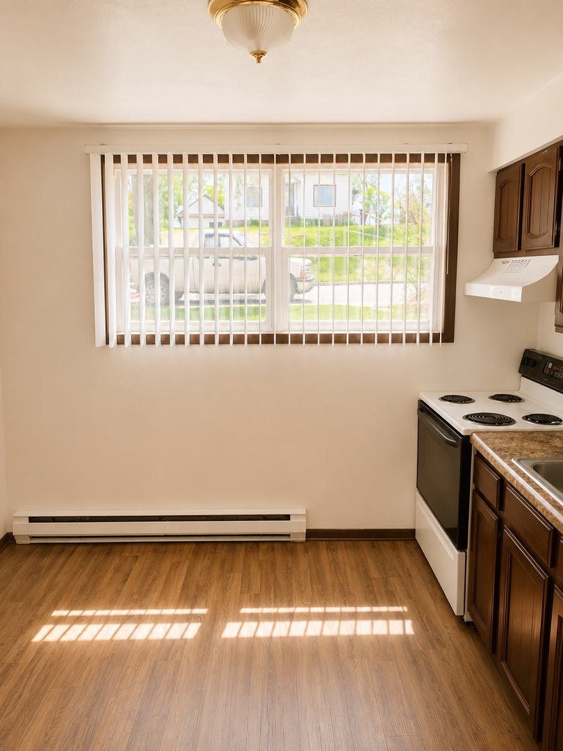 Mauston Condo: 707 Tremont Street